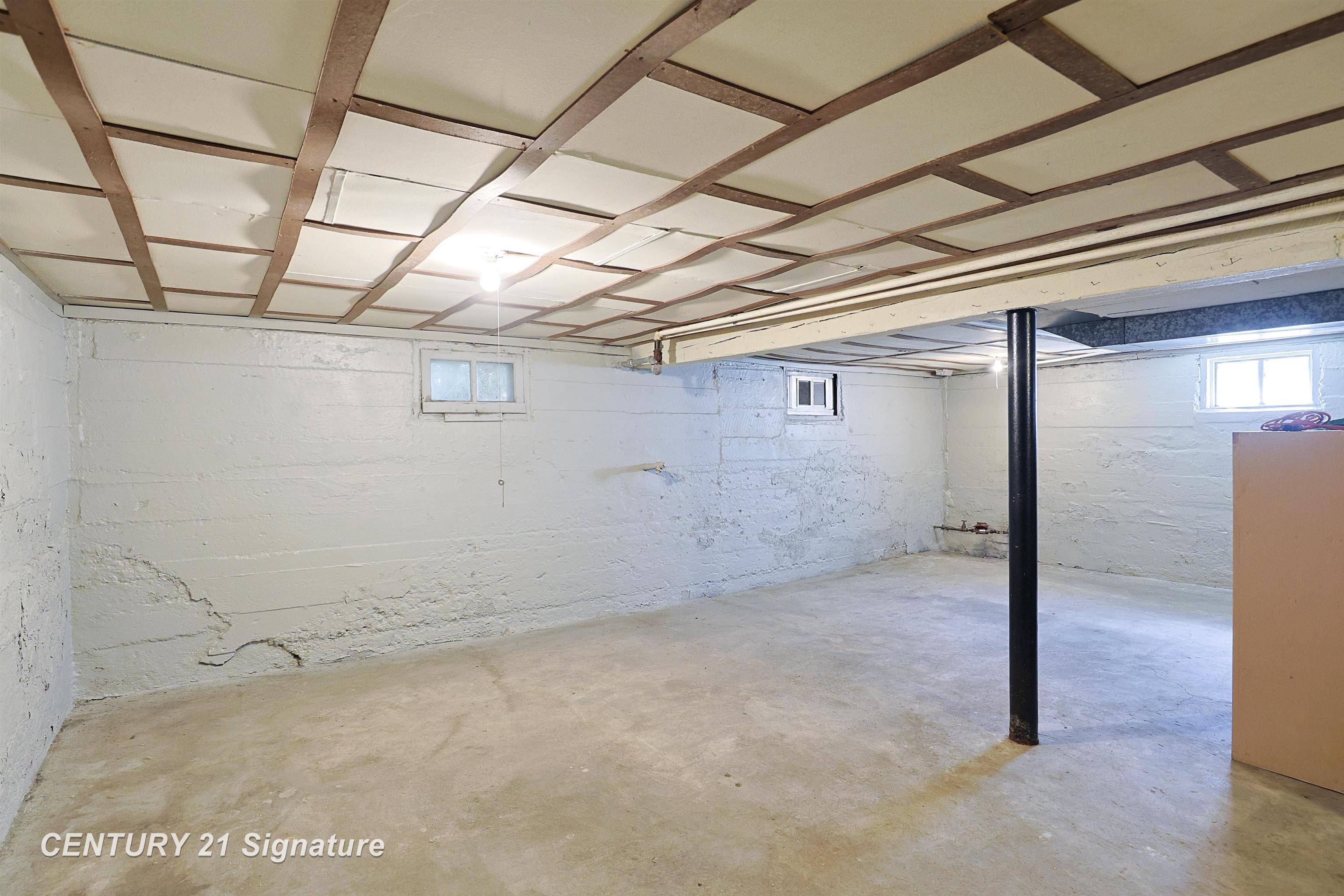 706 S Lincoln Street Property Photo 21