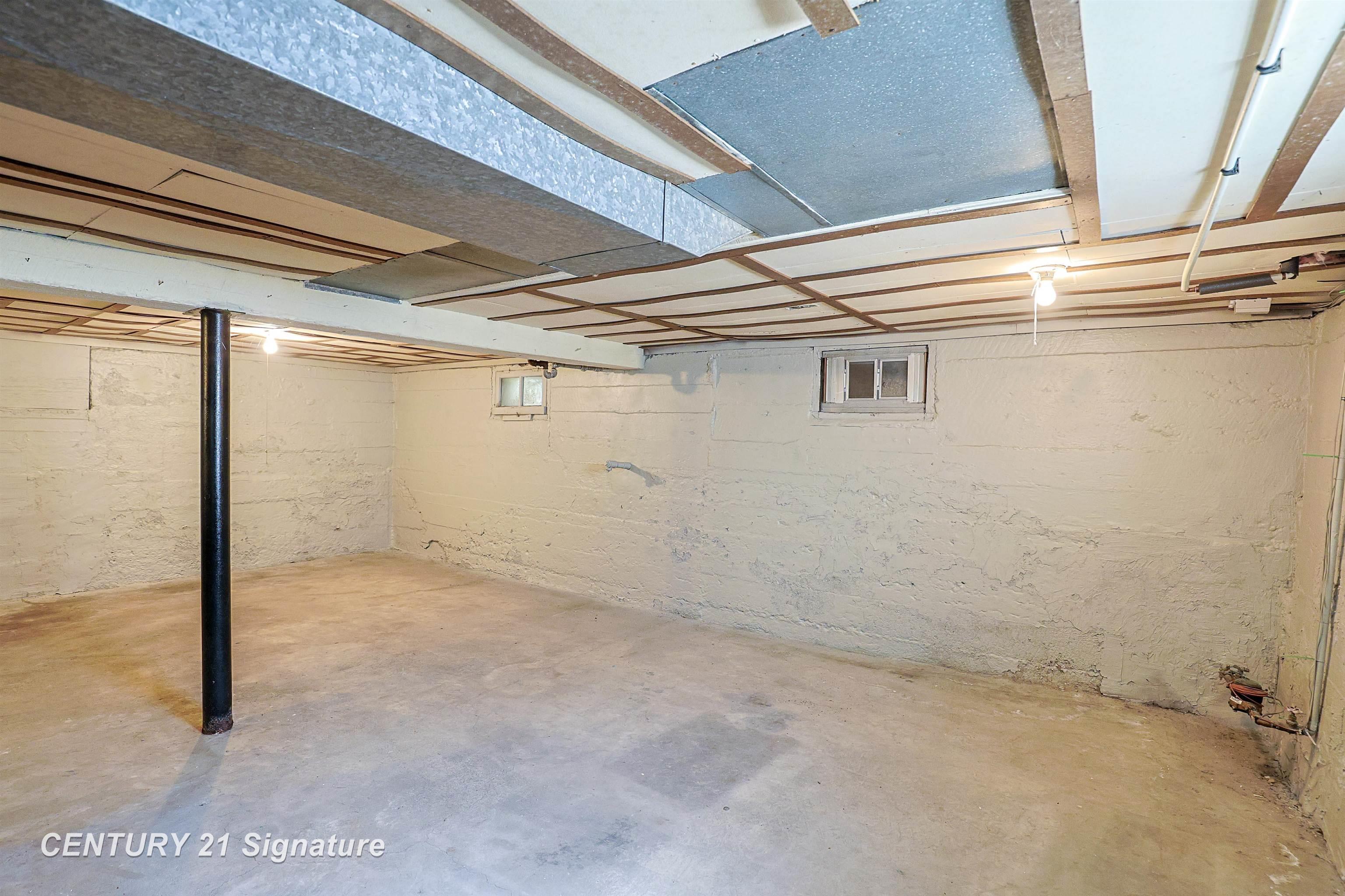 706 S Lincoln Street Property Photo 22