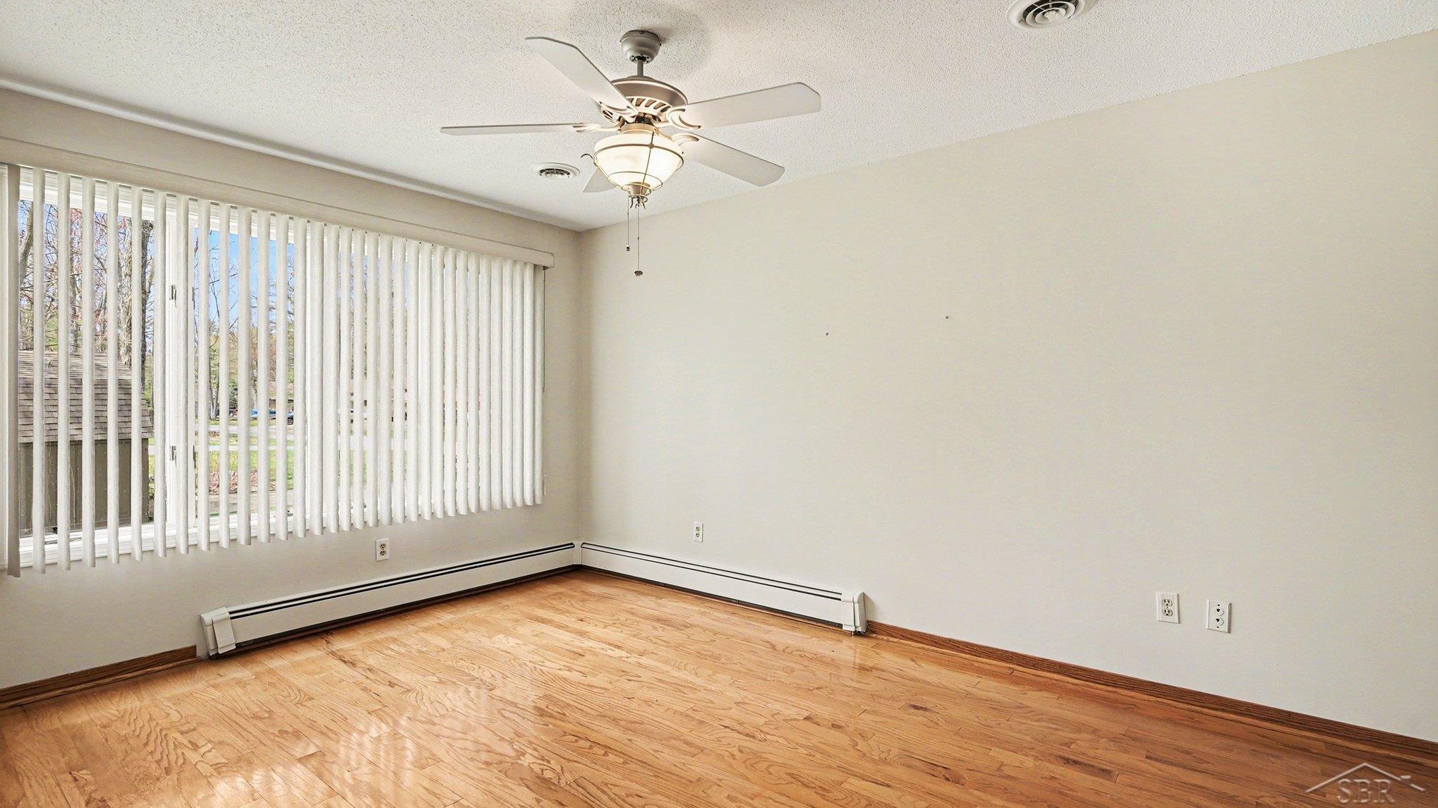 3323 Lakeside Drive Property Photo 11