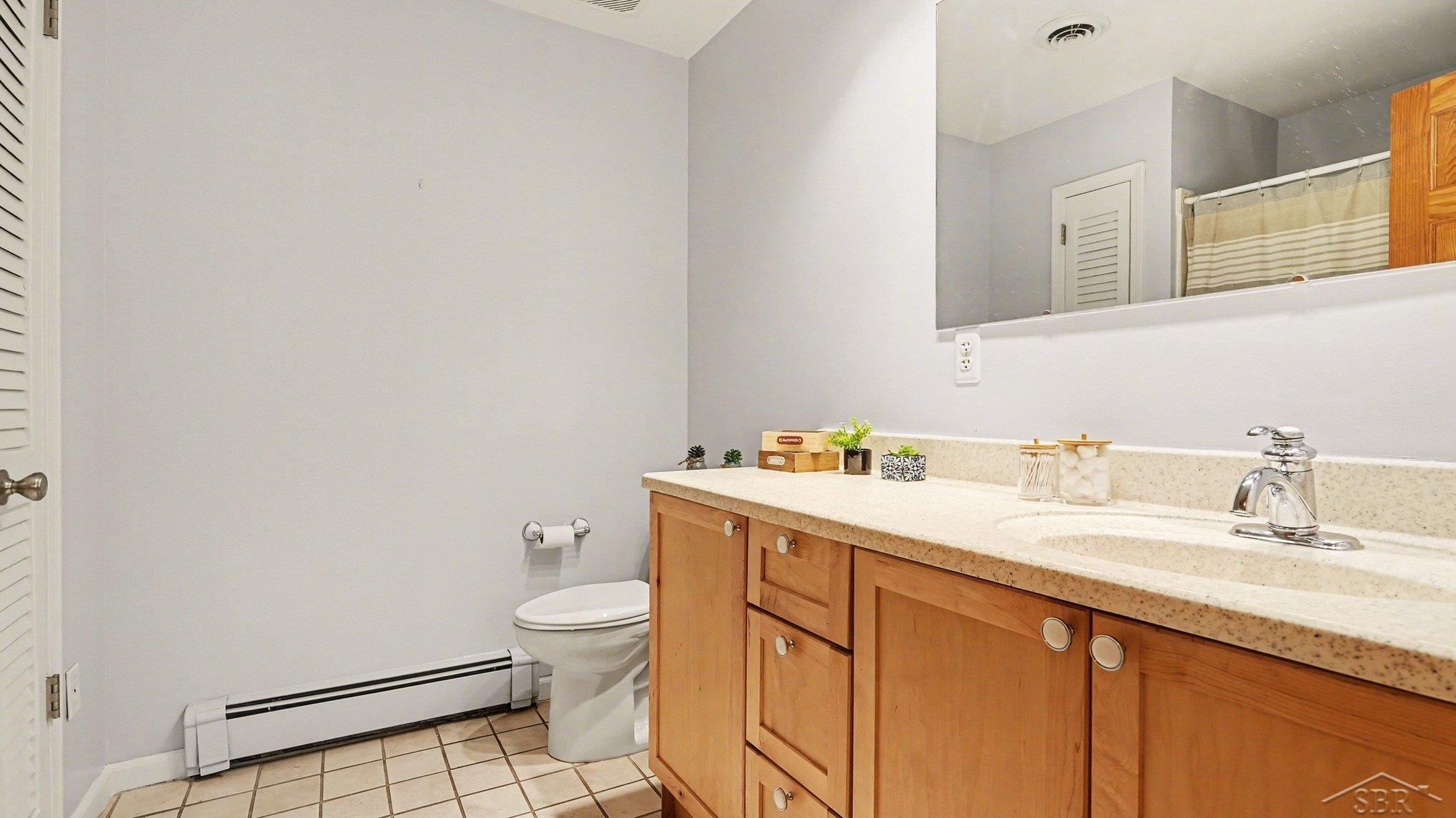 3323 Lakeside Drive Property Photo 12