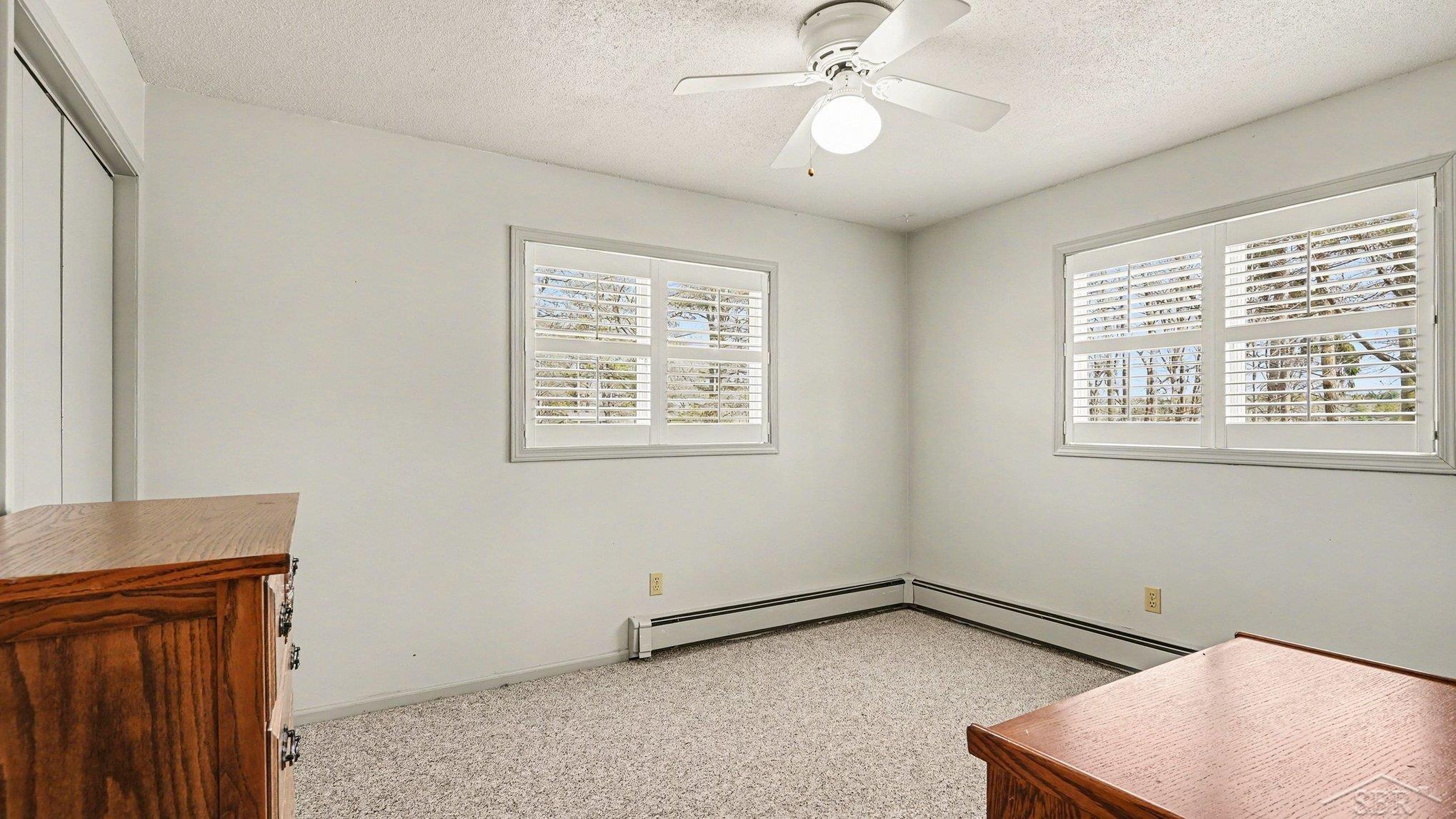 3323 Lakeside Drive Property Photo 14