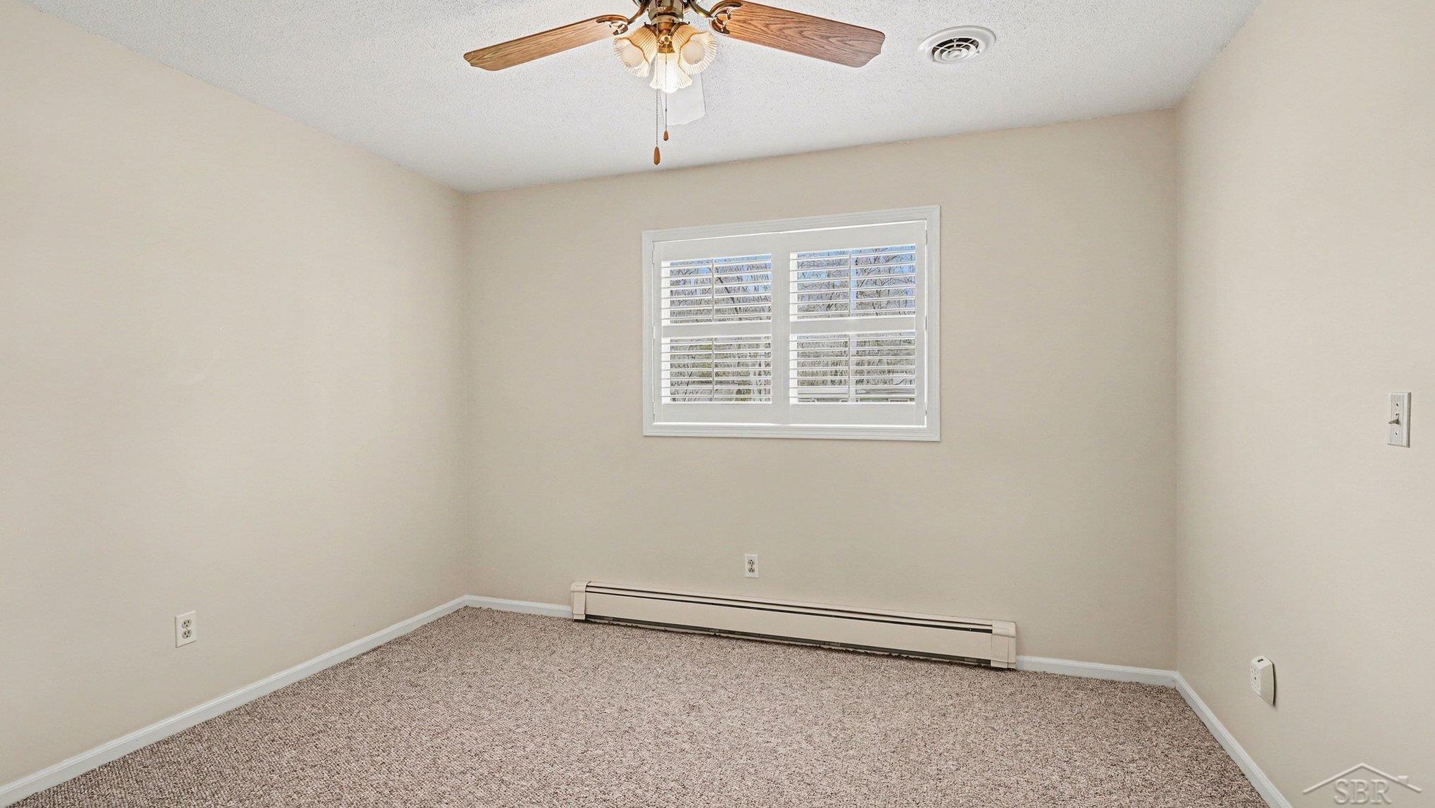 3323 Lakeside Drive Property Photo 15