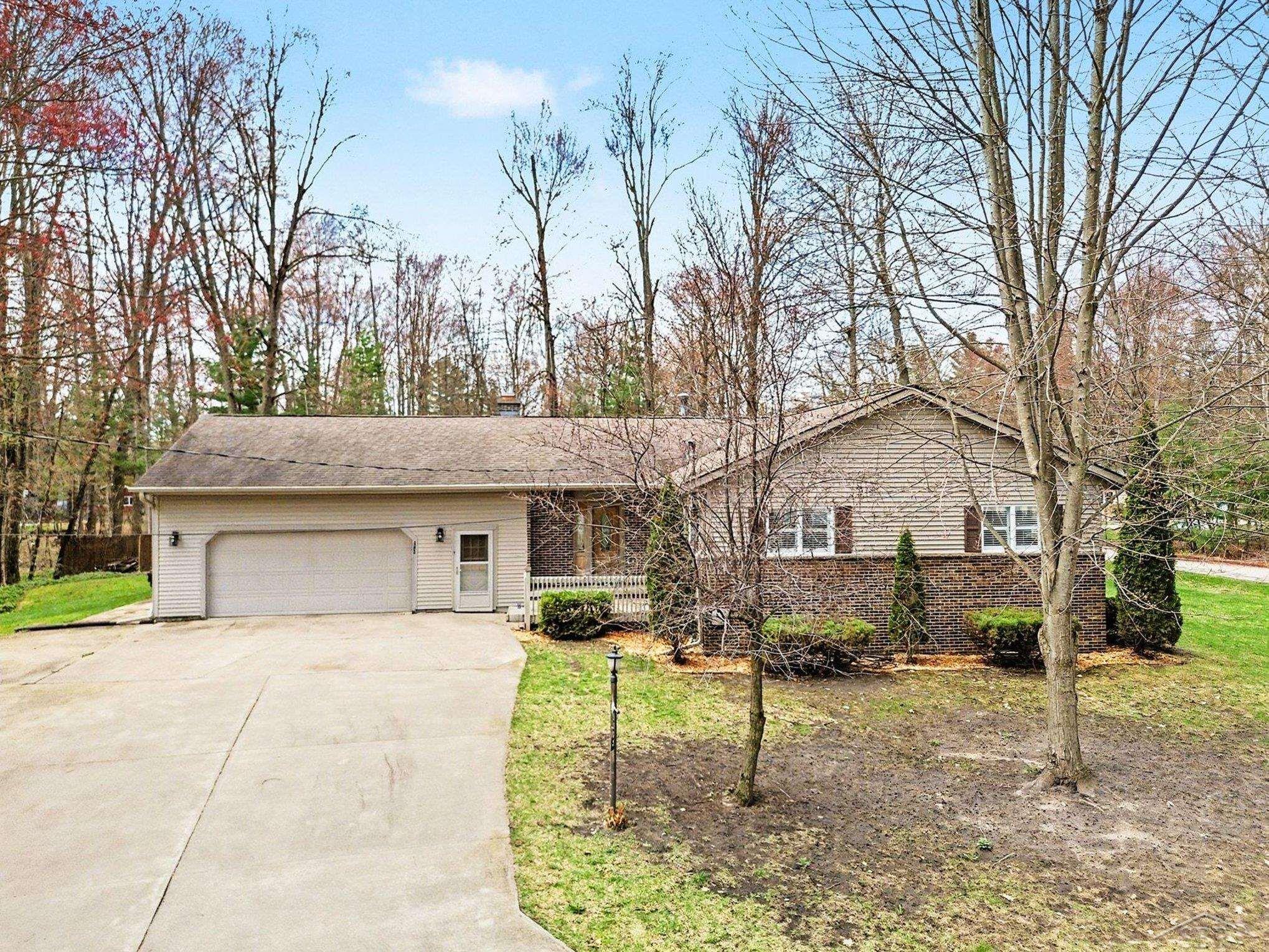 3323 Lakeside Drive Property Photo 28