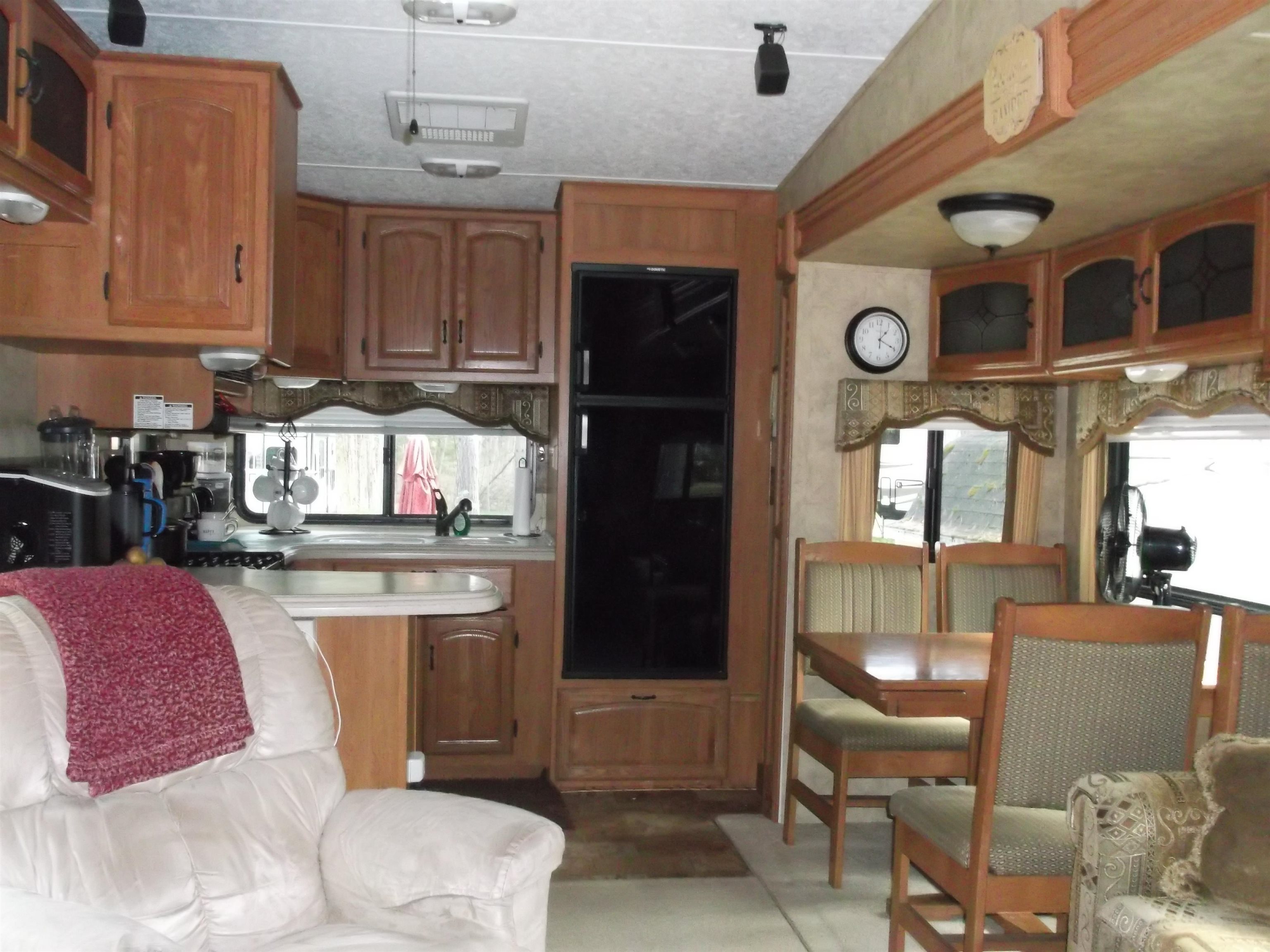 2221 Grass Lake Avenue Property Photo 4