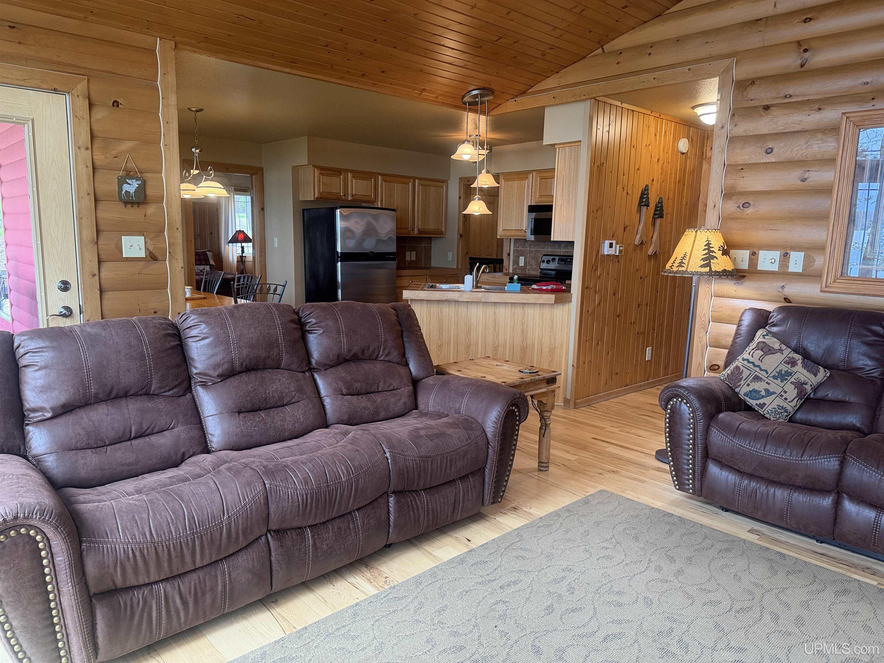 1066 Cedaroma Drive Property Photo 29