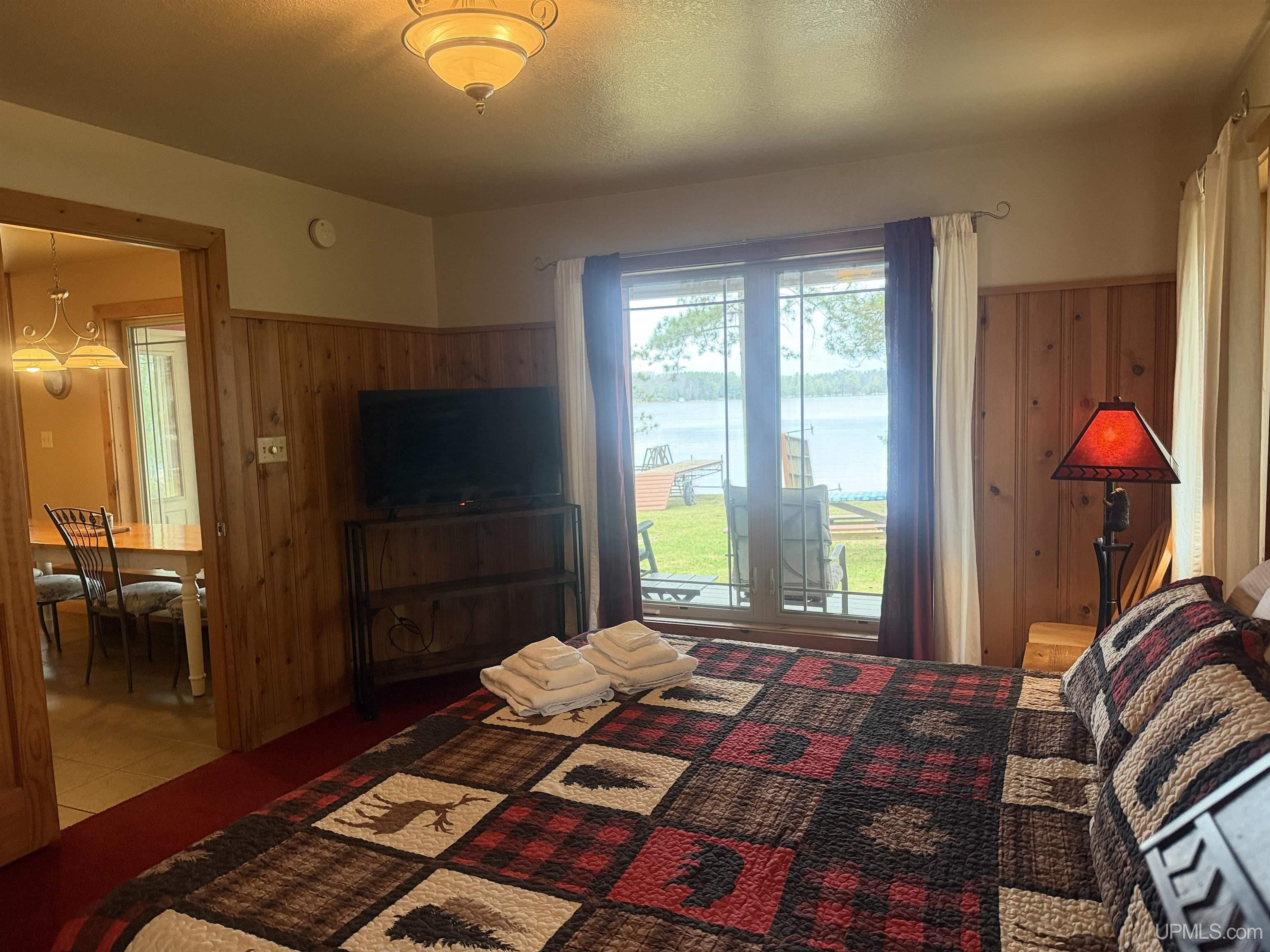 1066 Cedaroma Drive Property Photo 41