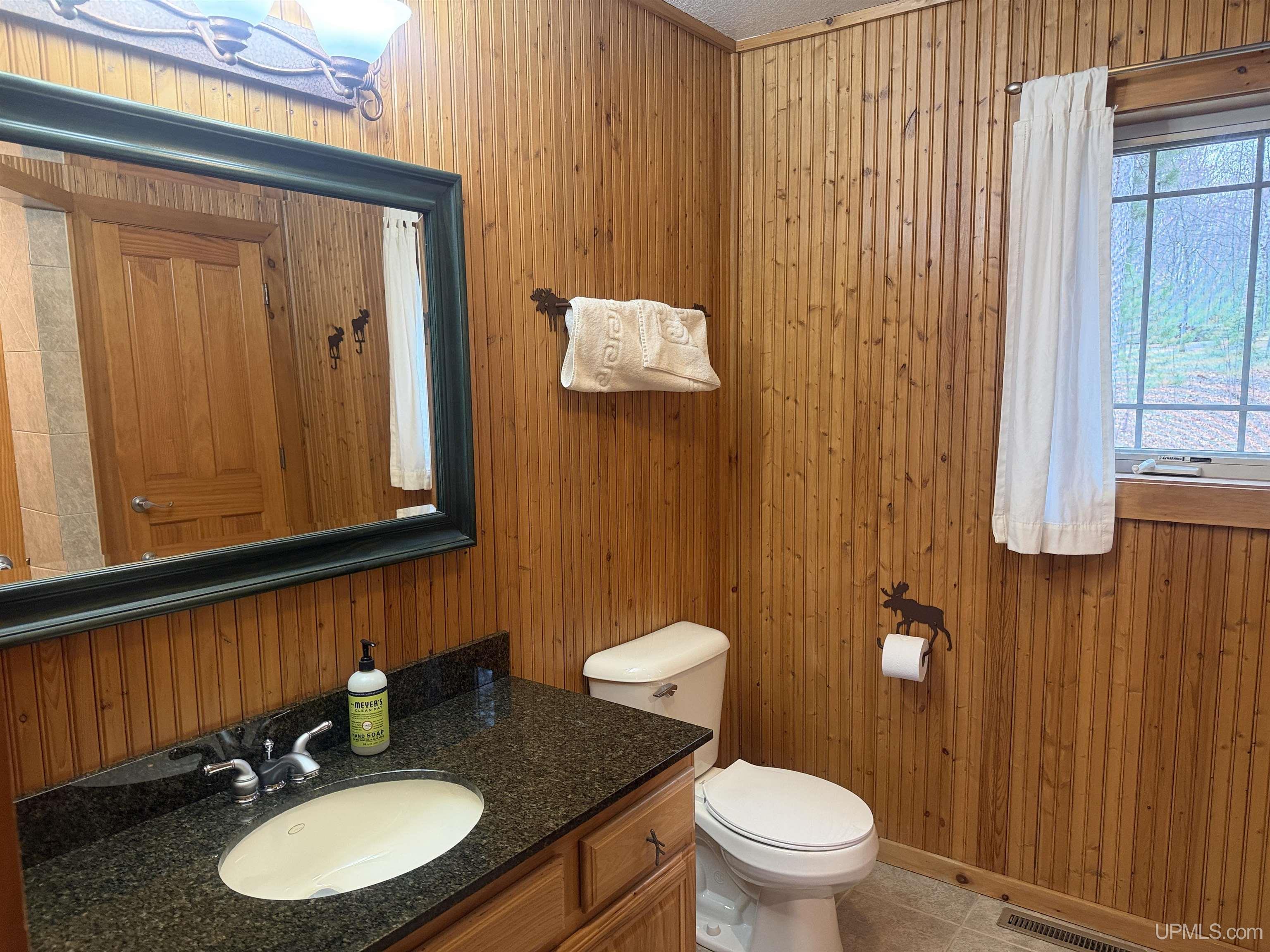 1066 Cedaroma Drive Property Photo 43