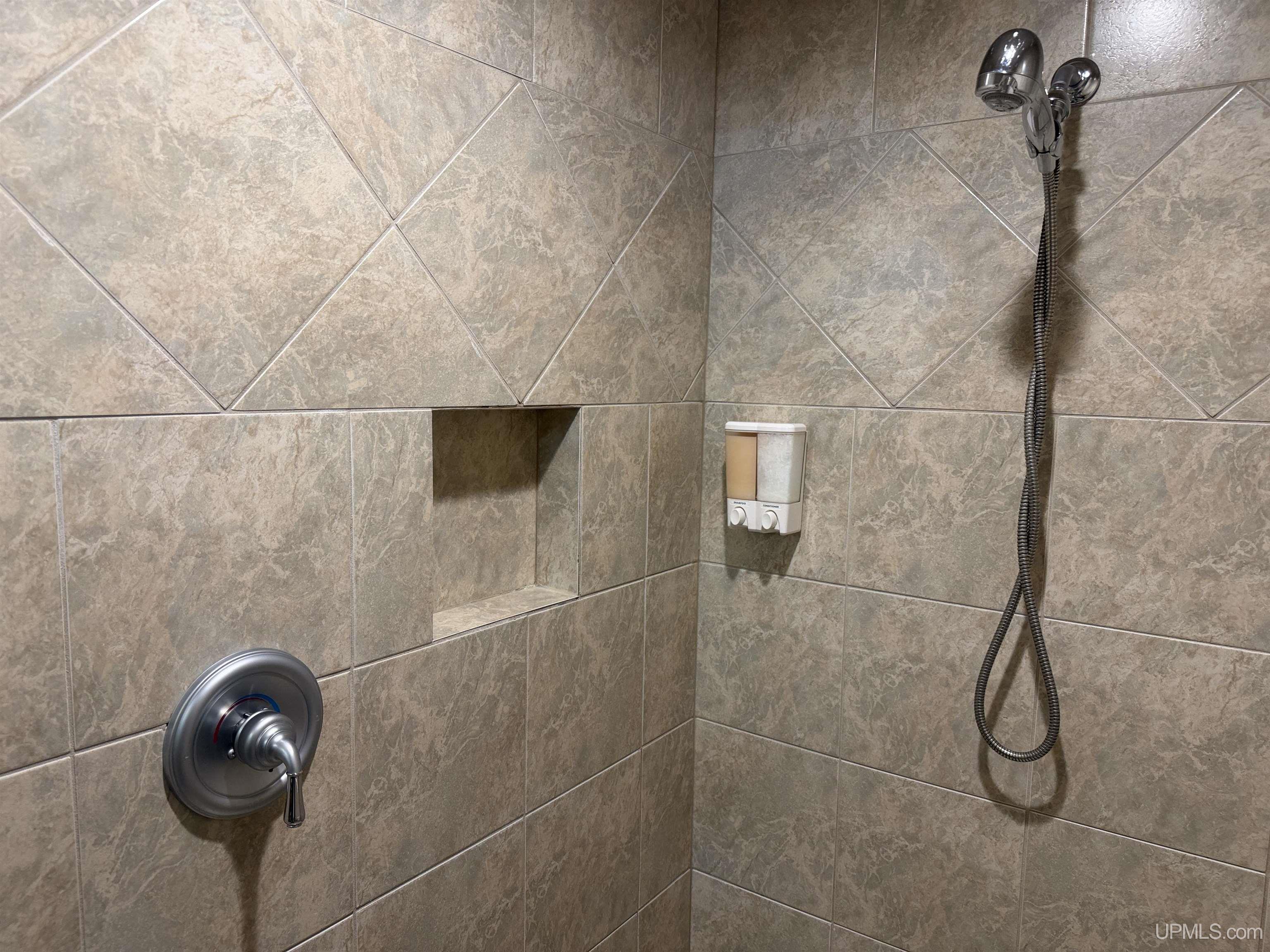 1066 Cedaroma Drive Property Photo 45