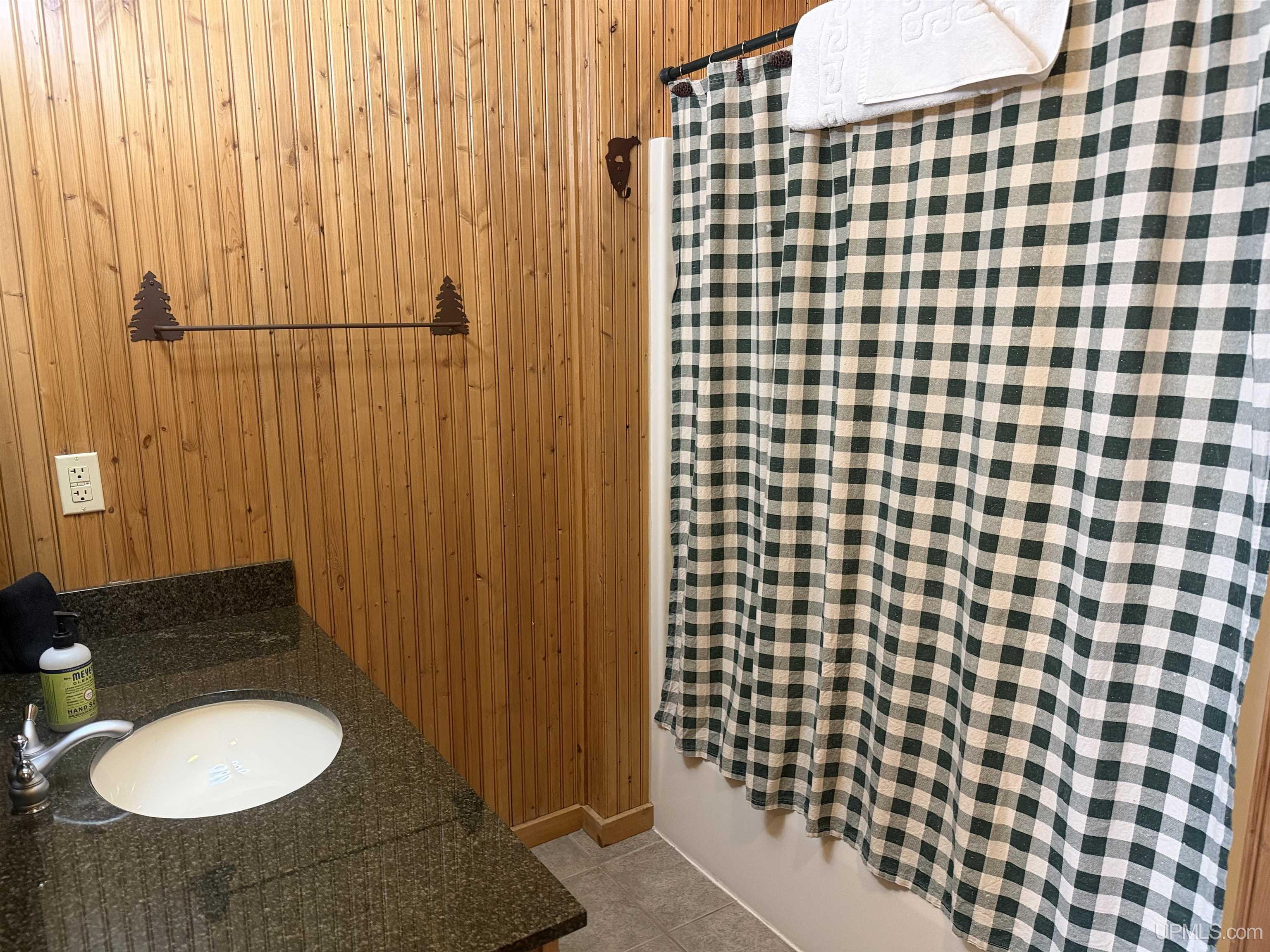 1066 Cedaroma Drive Property Photo 52