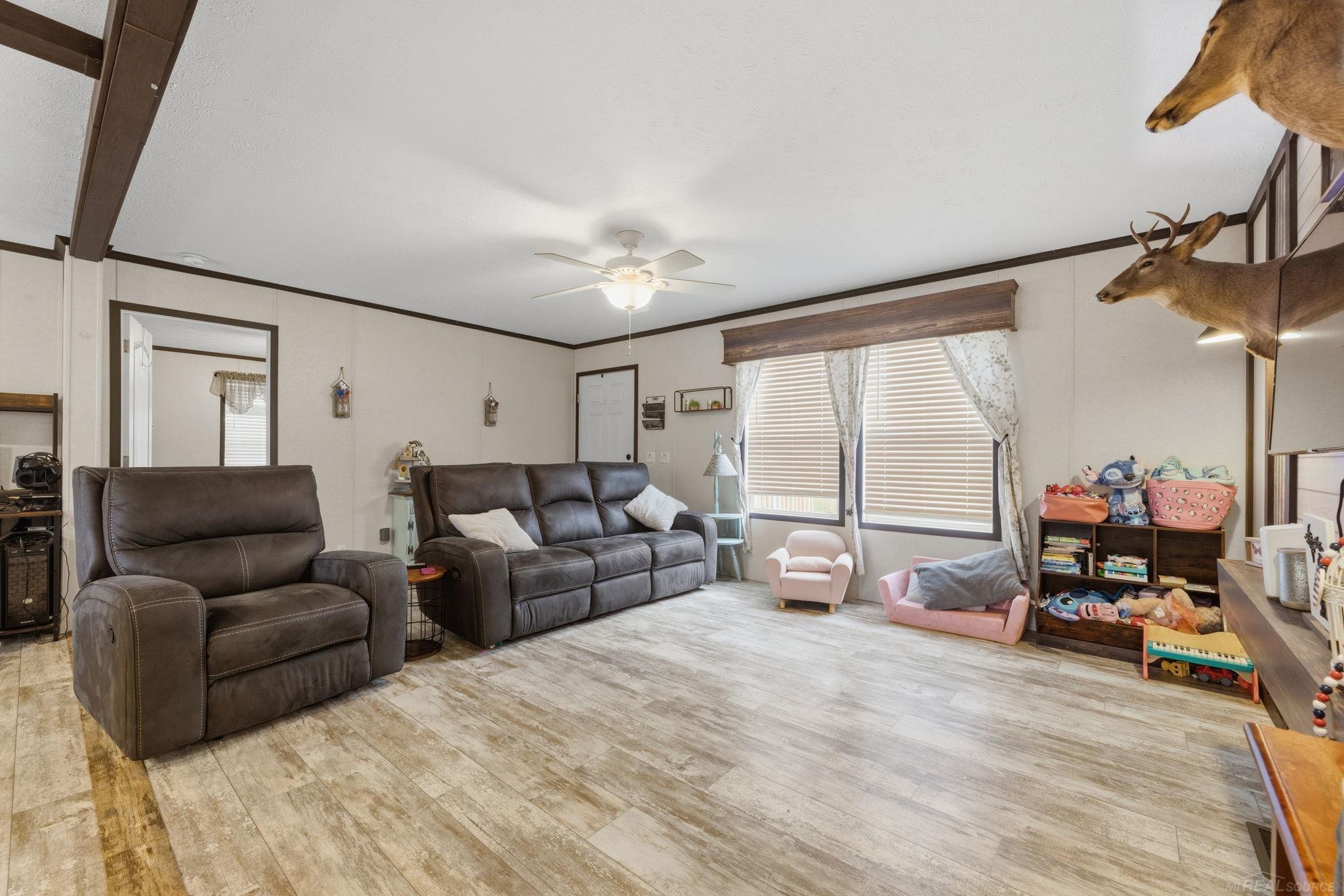1401 Juniper Court Property Photo 7