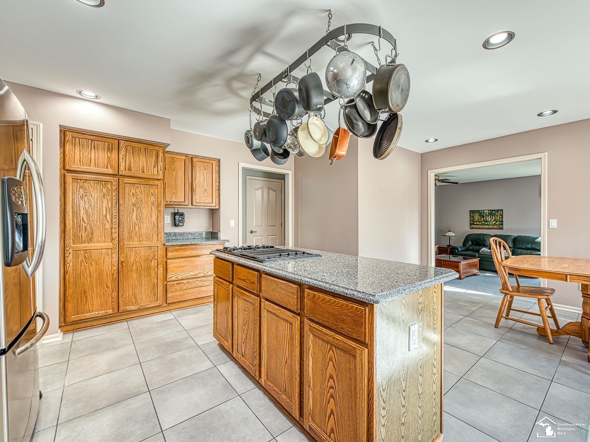 839 Kings Park Road Property Photo 12