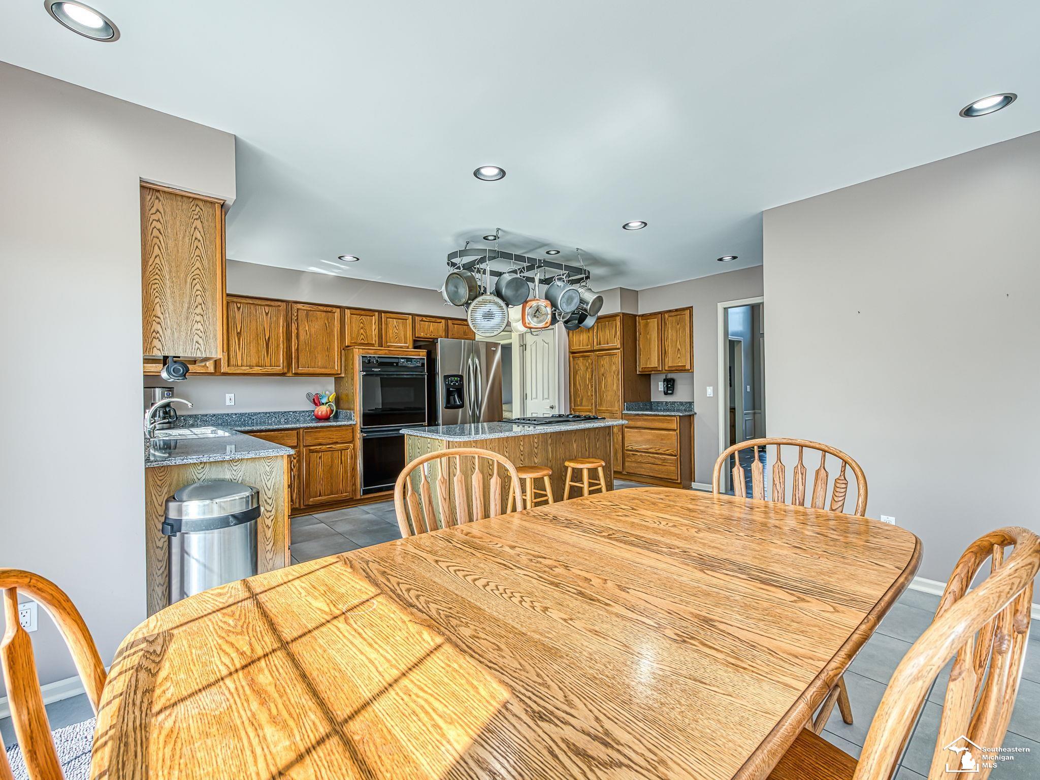 839 Kings Park Road Property Photo 17