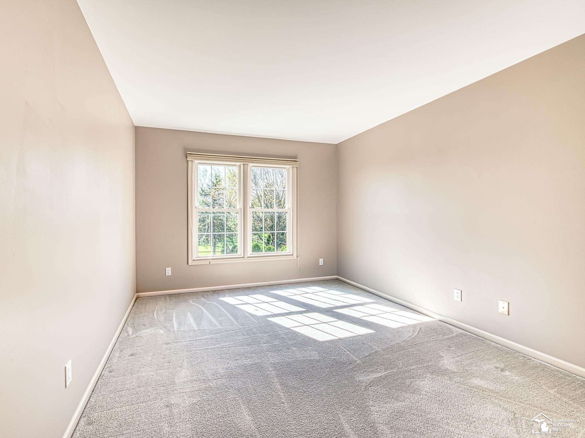 839 Kings Park Road Property Photo 33