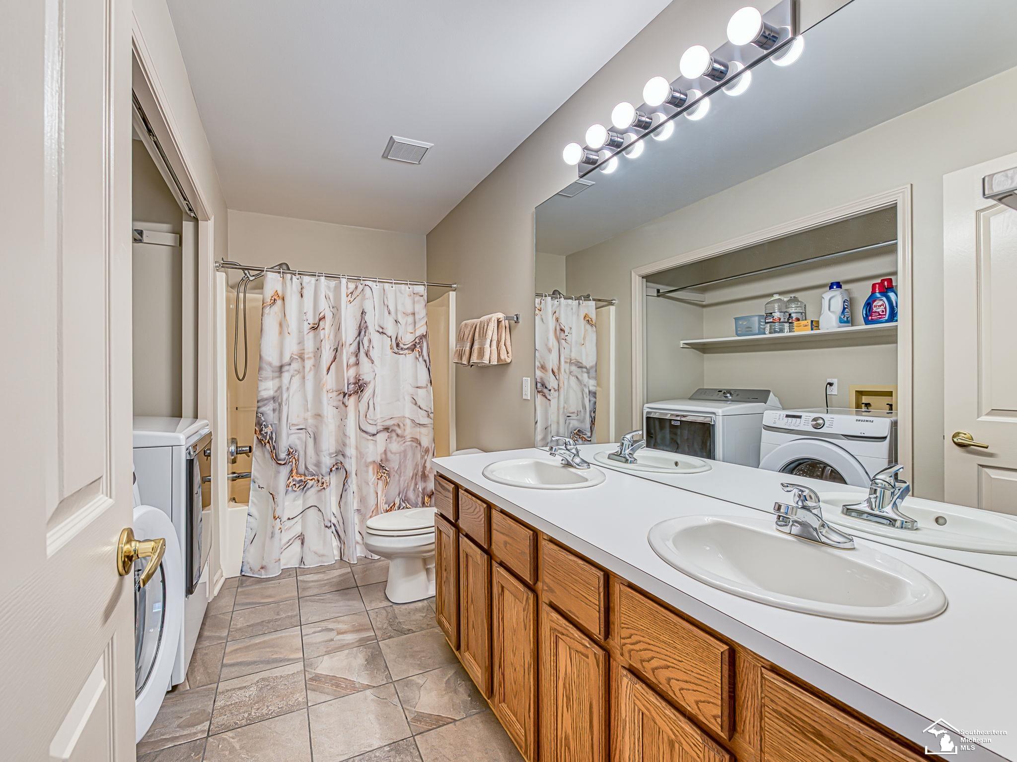 839 Kings Park Road Property Photo 40