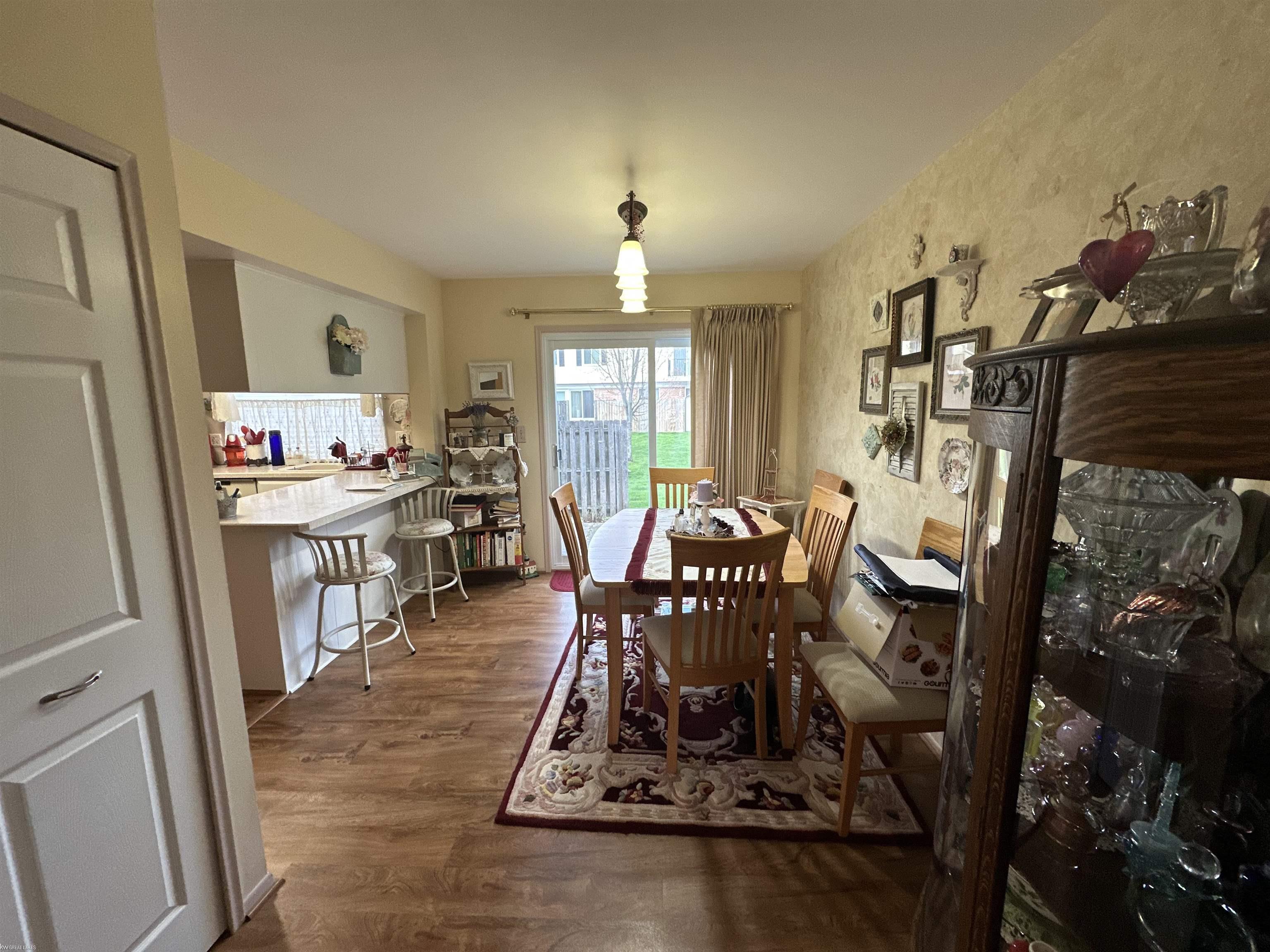 37398 Charter Oaks Boulevard Property Photo 7