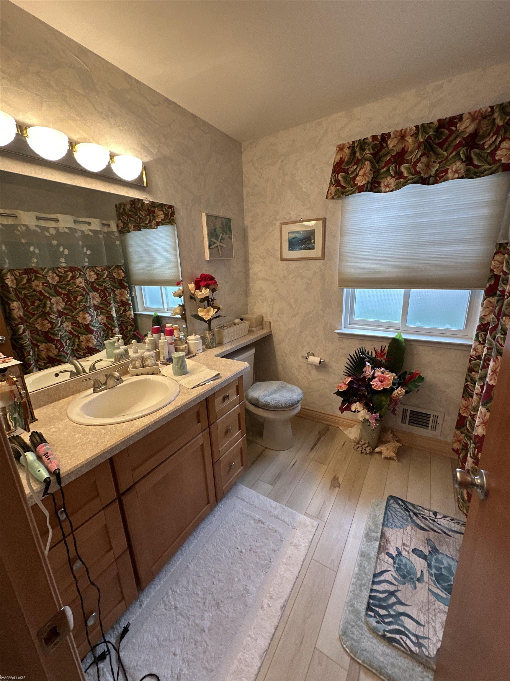 37398 Charter Oaks Boulevard Property Photo 19