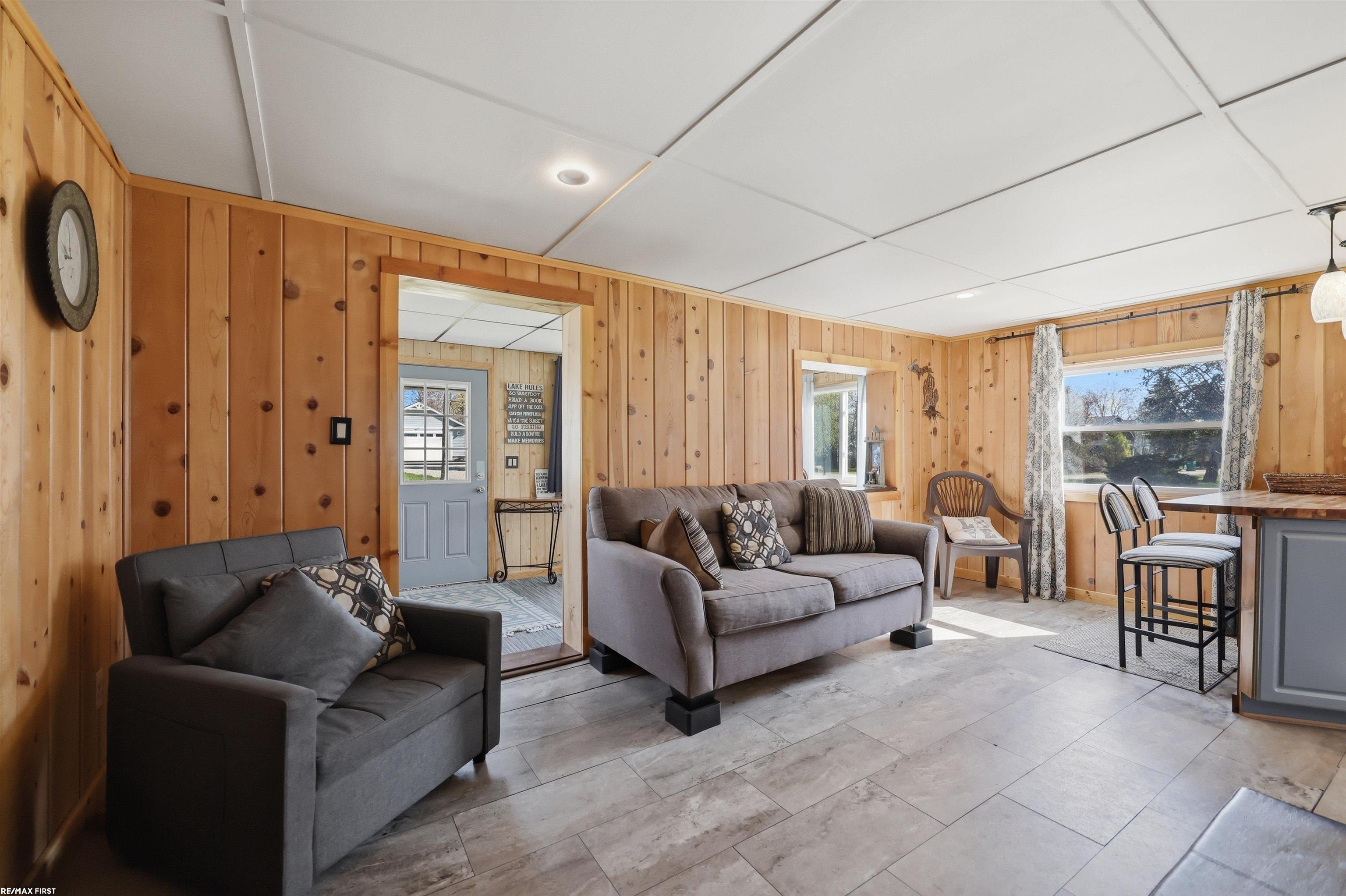 7426 Birchwood Road Property Photo 10