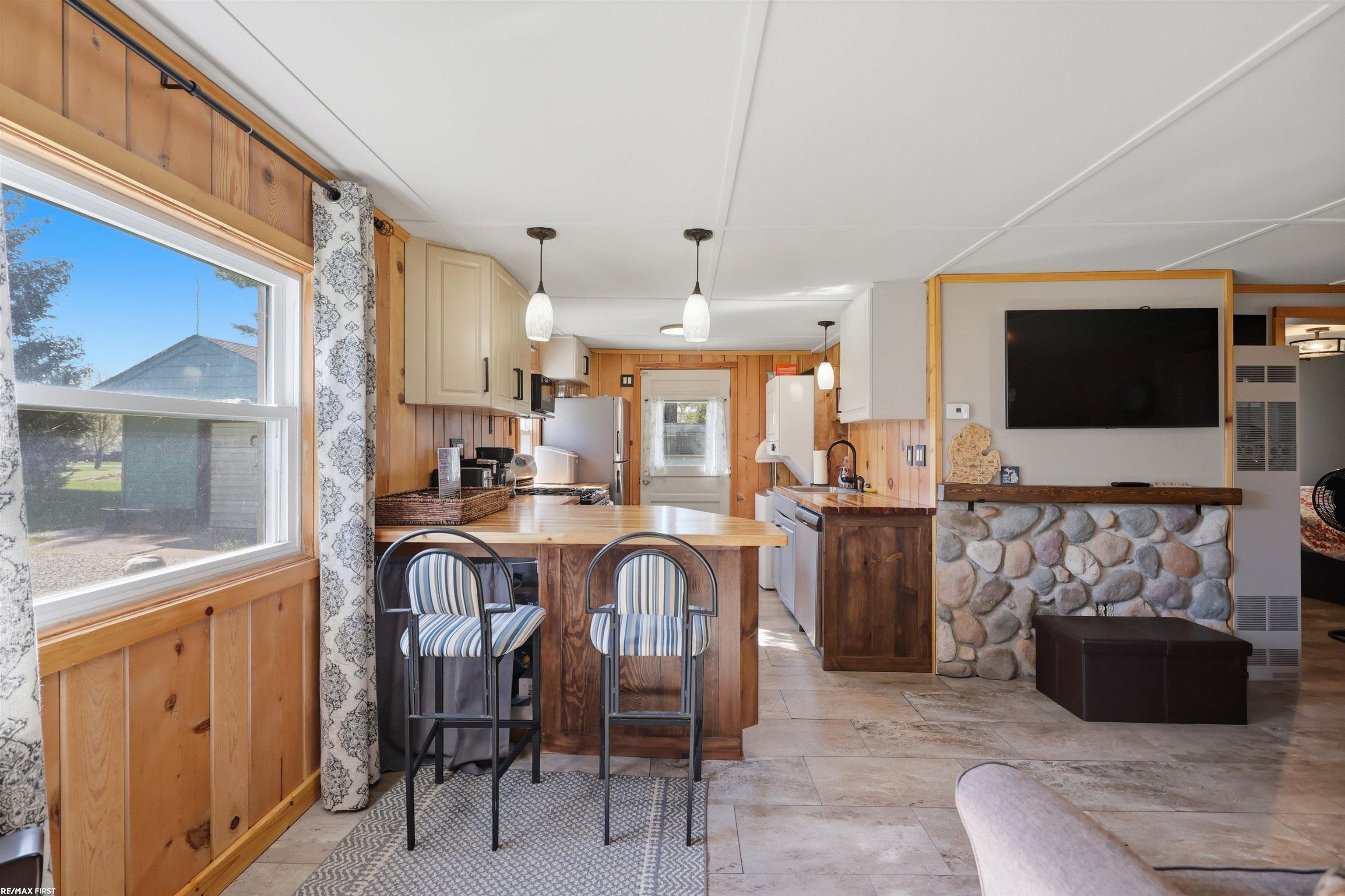 7426 Birchwood Road Property Photo 13