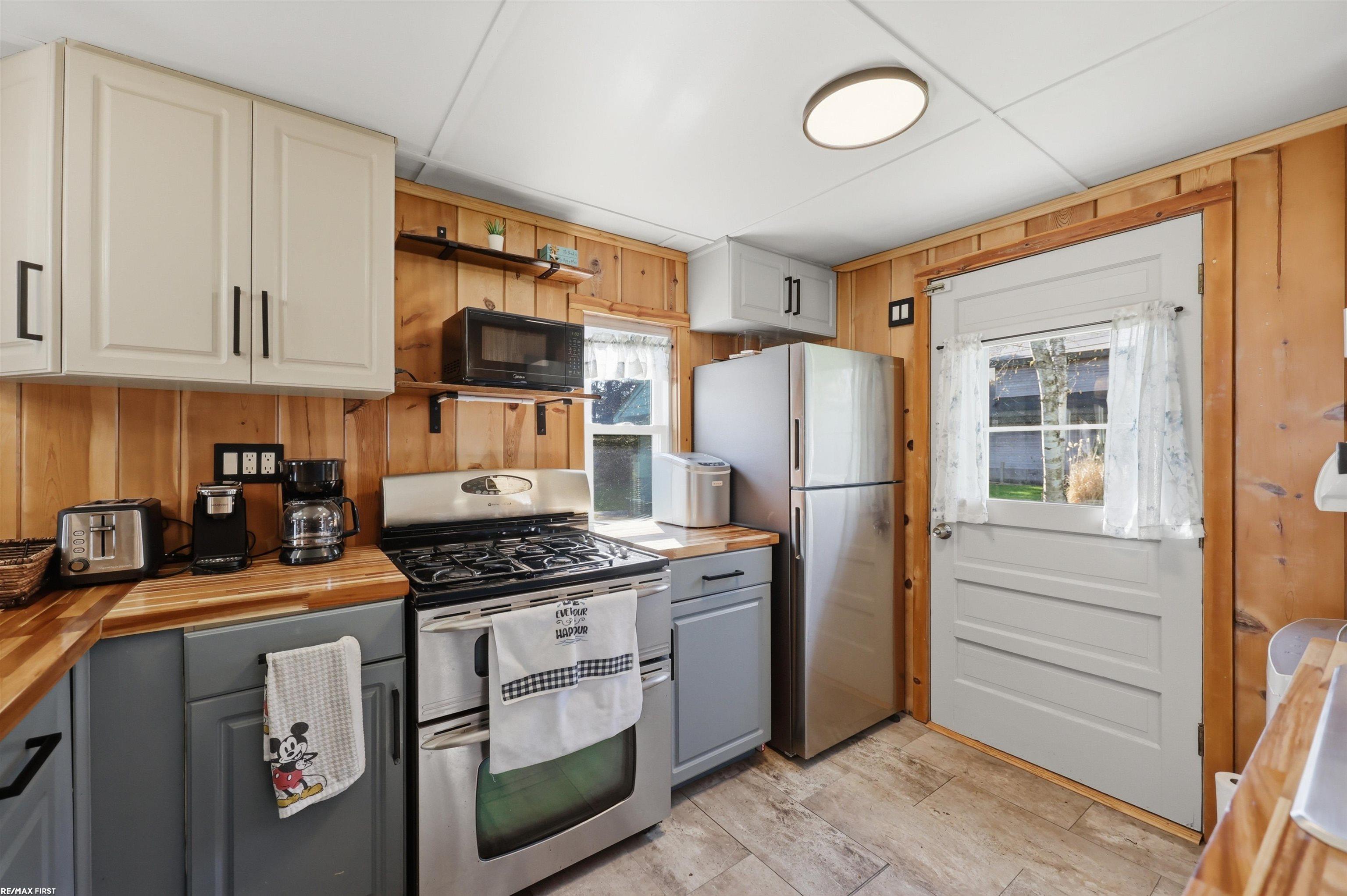 7426 Birchwood Road Property Photo 17