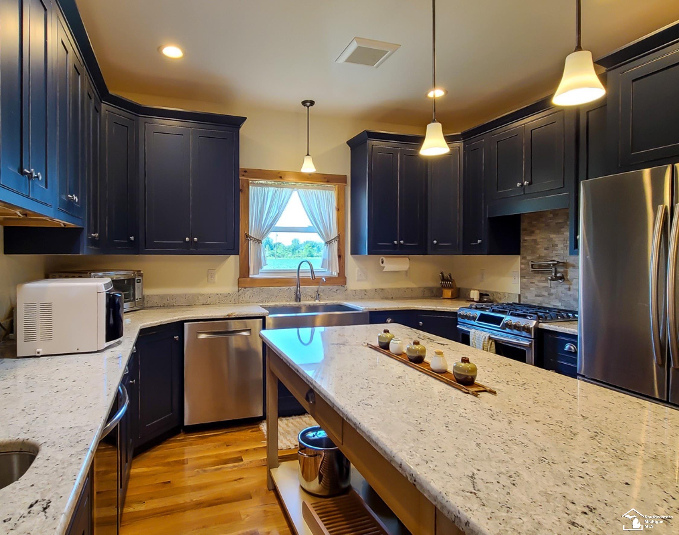 1827 Newport Road Property Photo 13