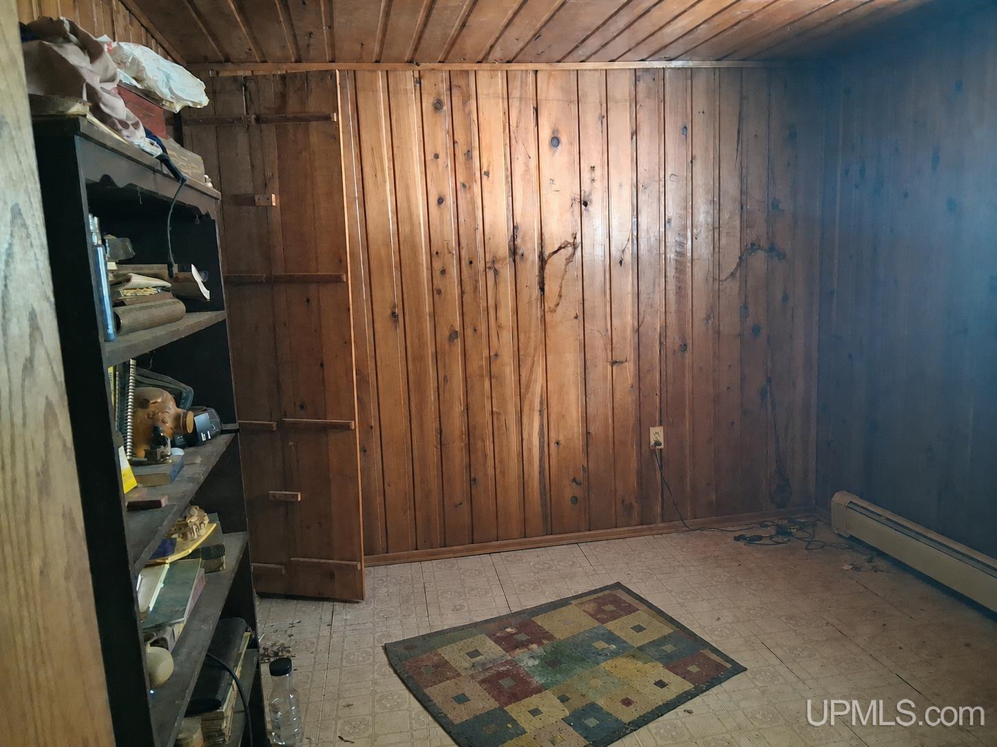 12083 Driftwood Drive Property Photo 11