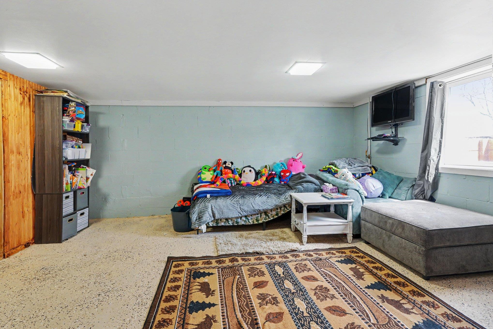 119 Chippewa Street Property Photo 12