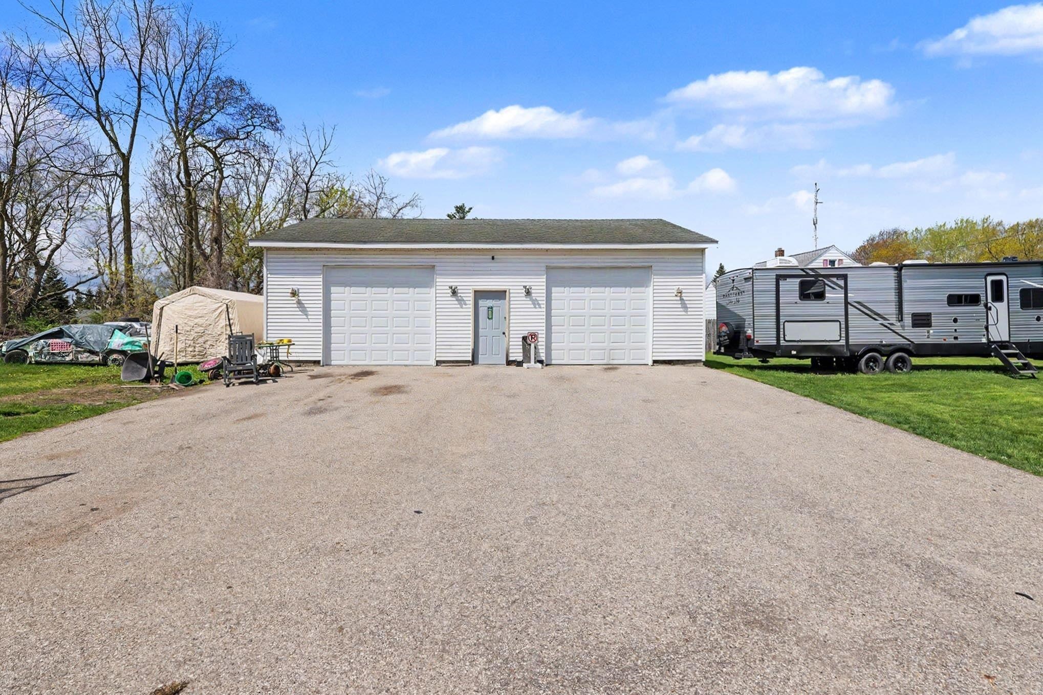 119 Chippewa Street Property Photo 22