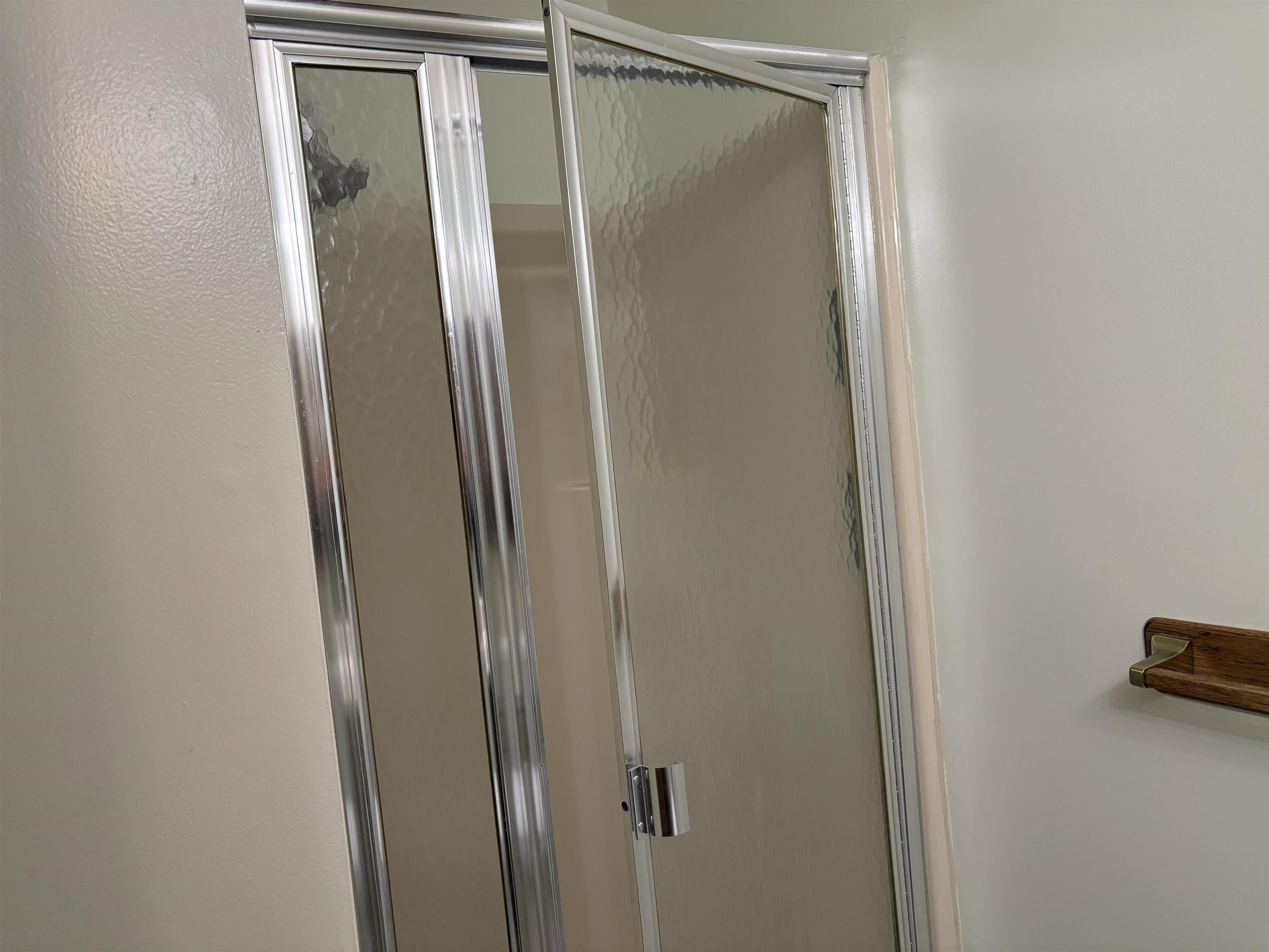 1390 Flushing Road Property Photo 18