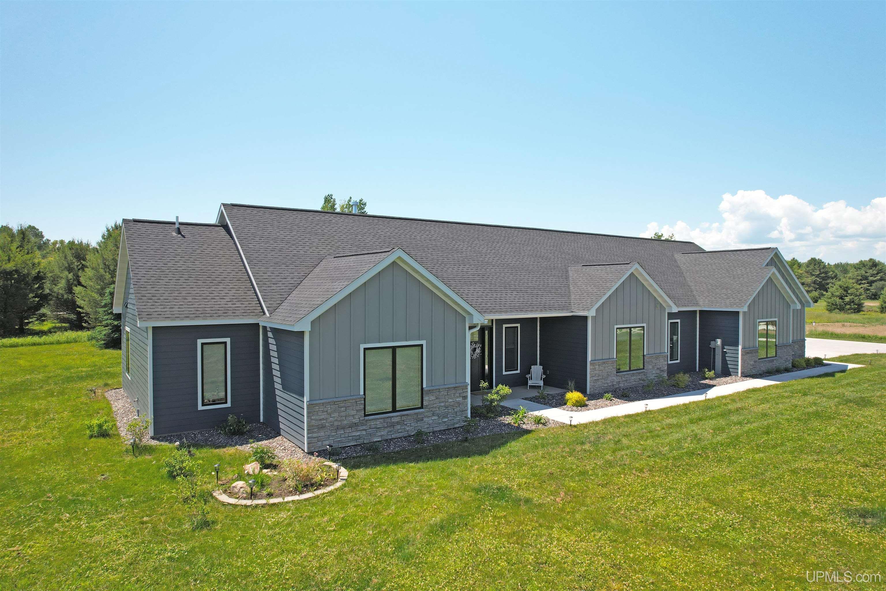 46647 Golf Drive Property Photo 51