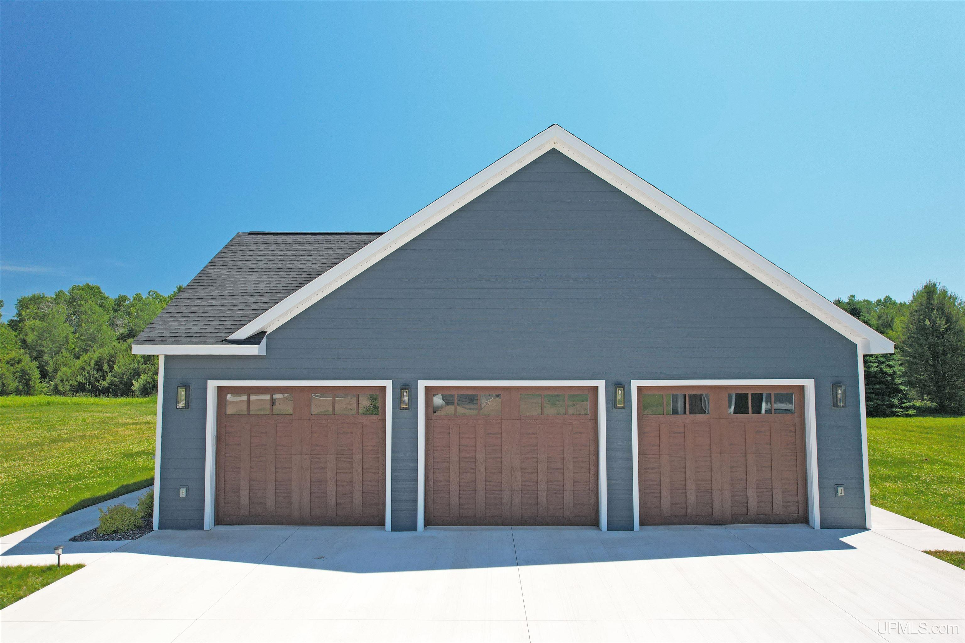 46647 Golf Drive Property Photo 53