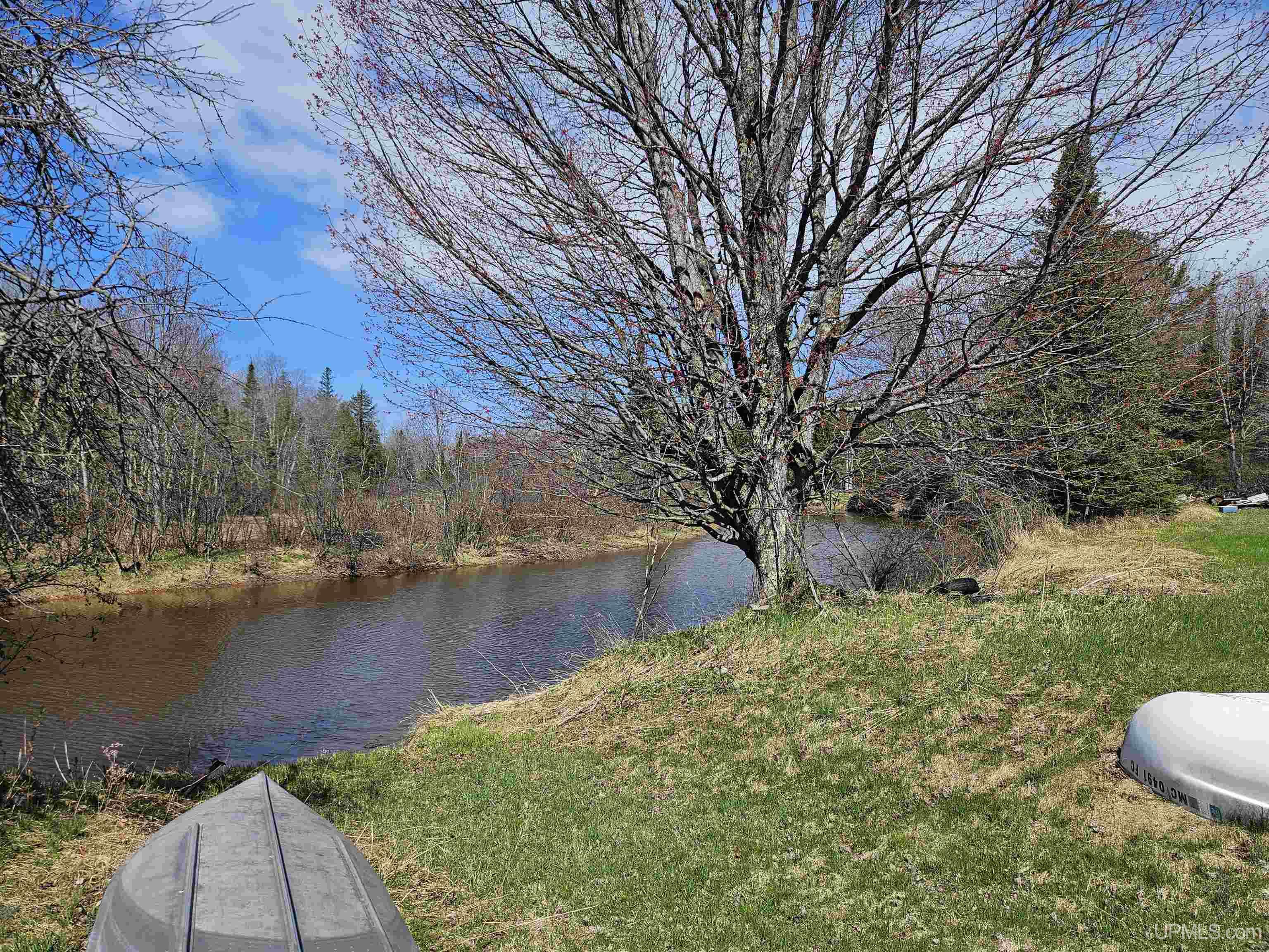 16672 Lakeshore Drive Property Photo 3