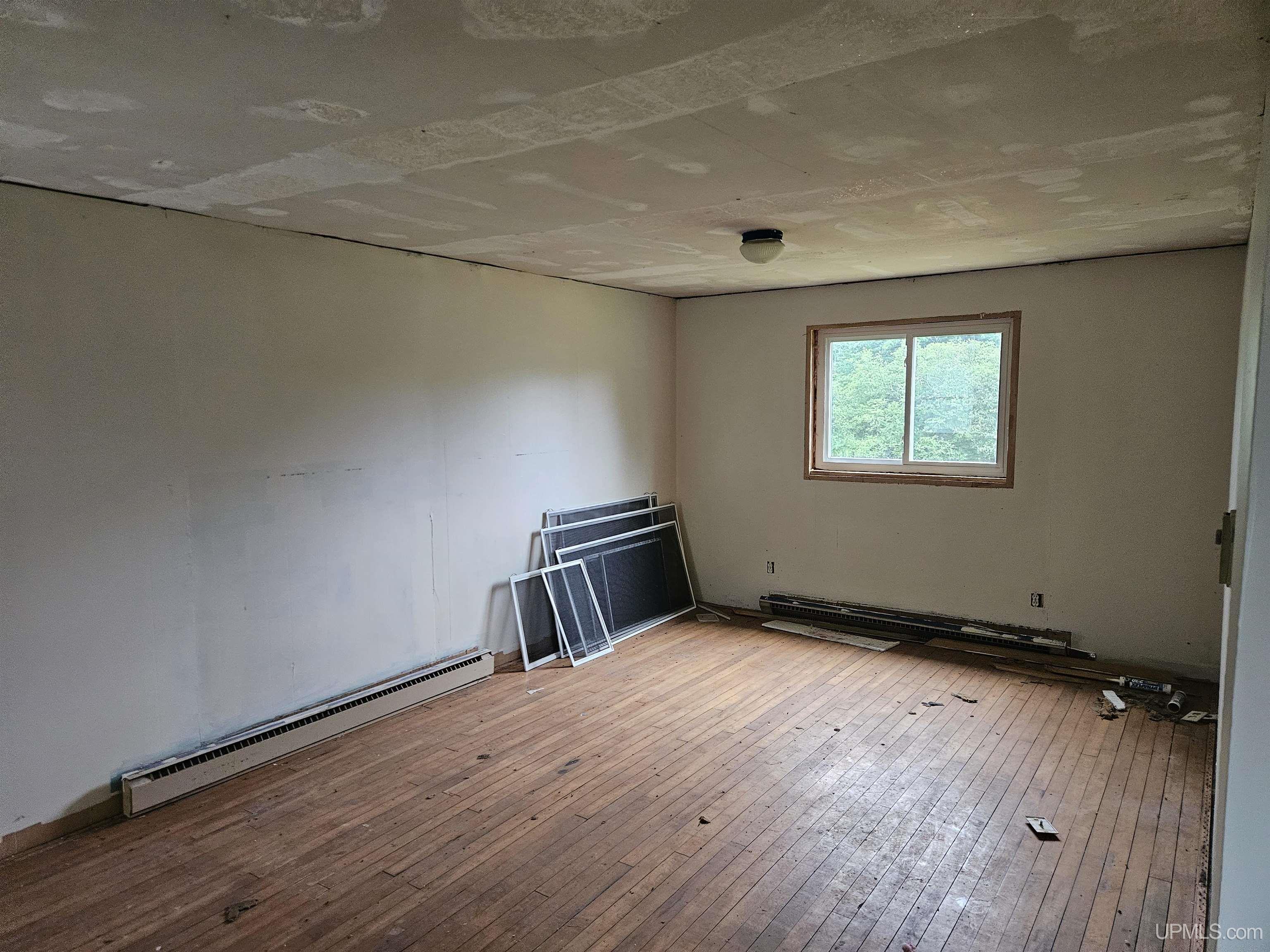 16672 Lakeshore Drive Property Photo 12