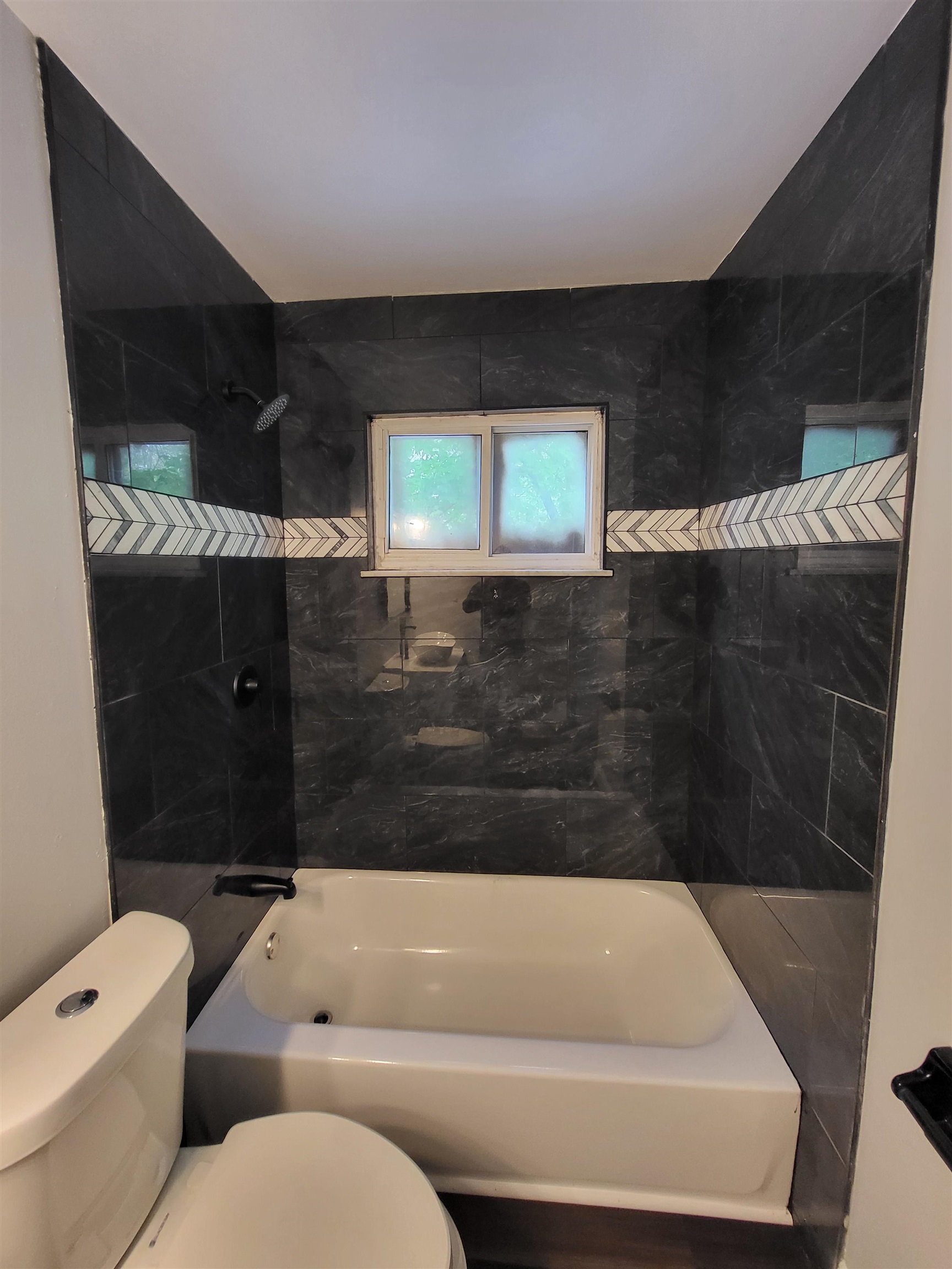 537 Clarion Street Property Photo 11
