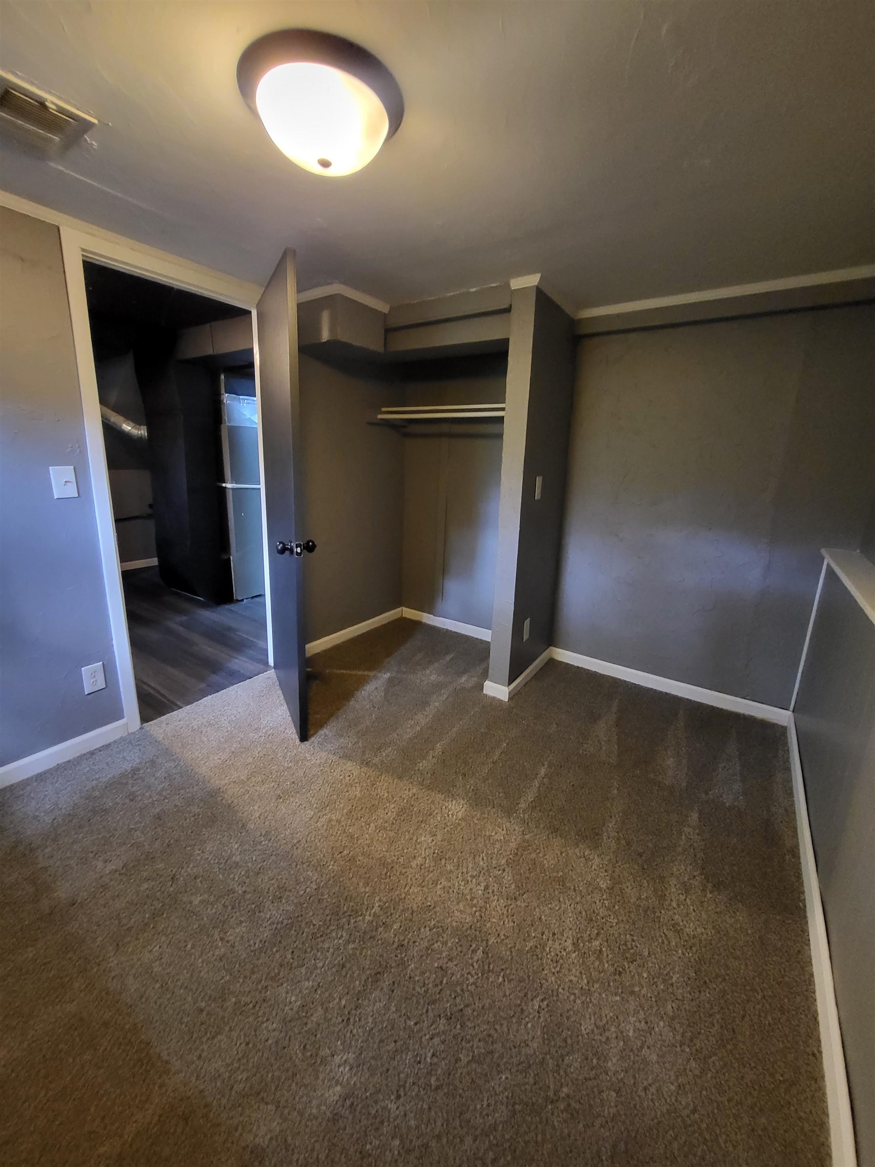 537 Clarion Street Property Photo 23