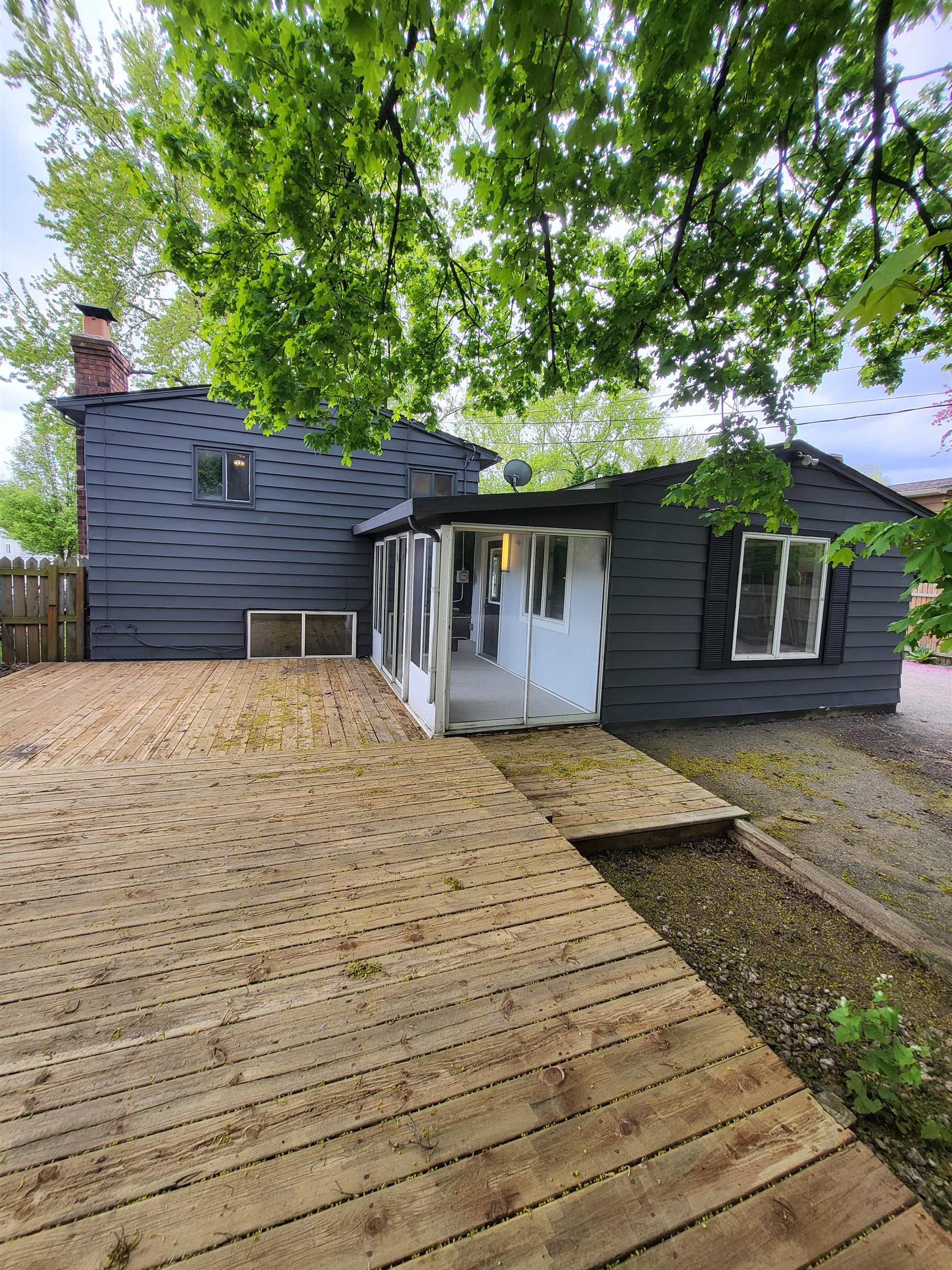 537 Clarion Street Property Photo 30