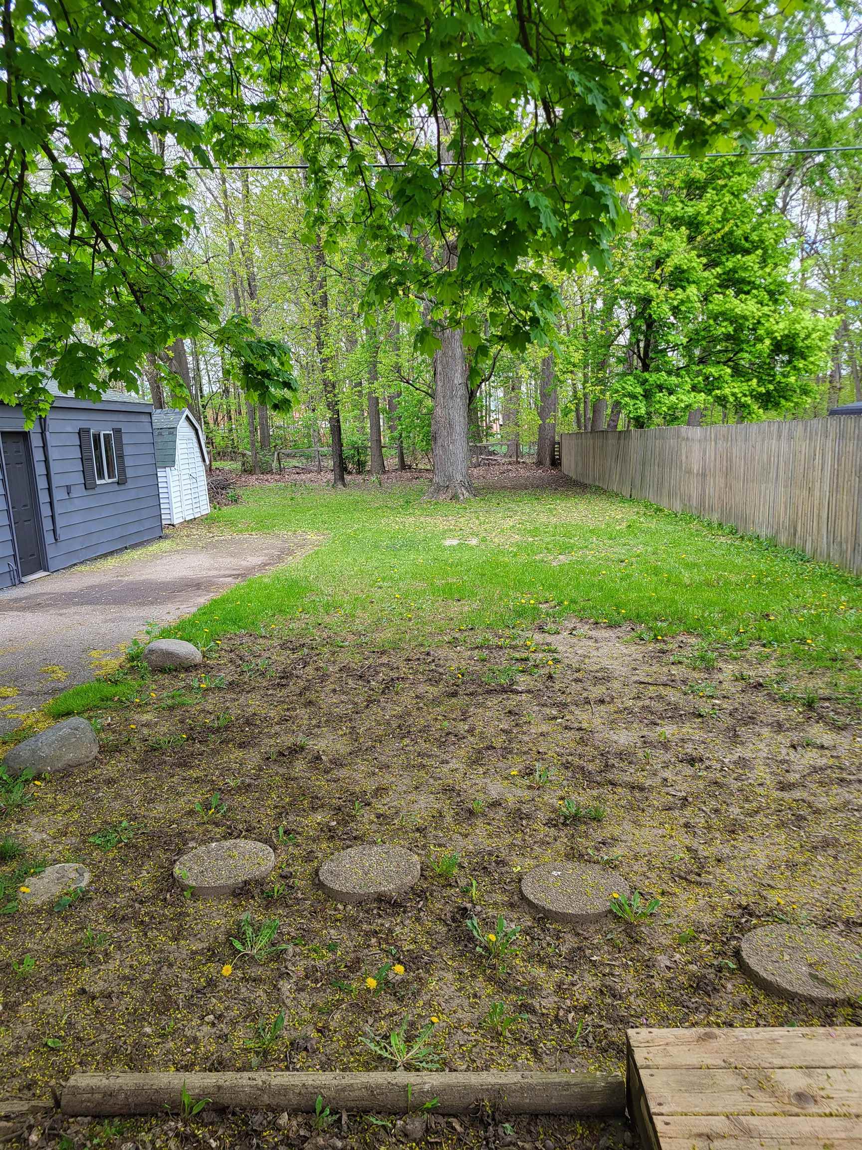 537 Clarion Street Property Photo 32