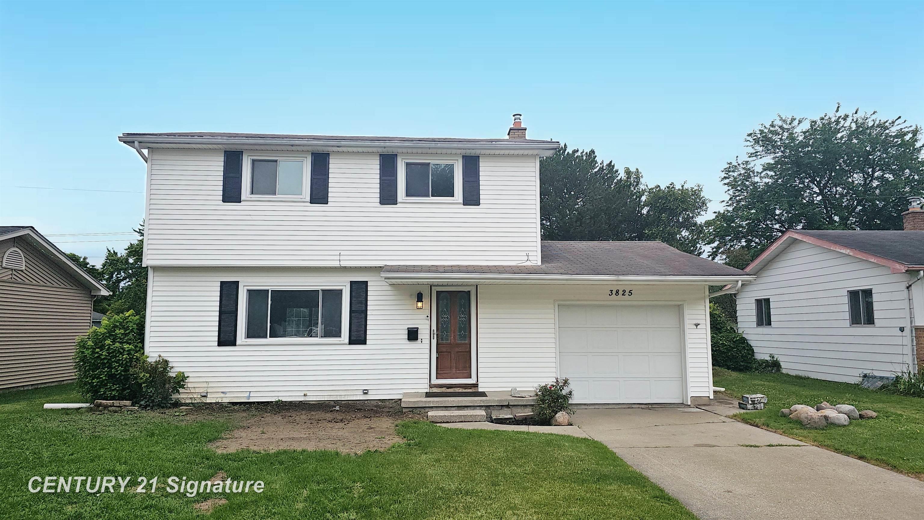 3825 Boeing Drive Property Photo 1