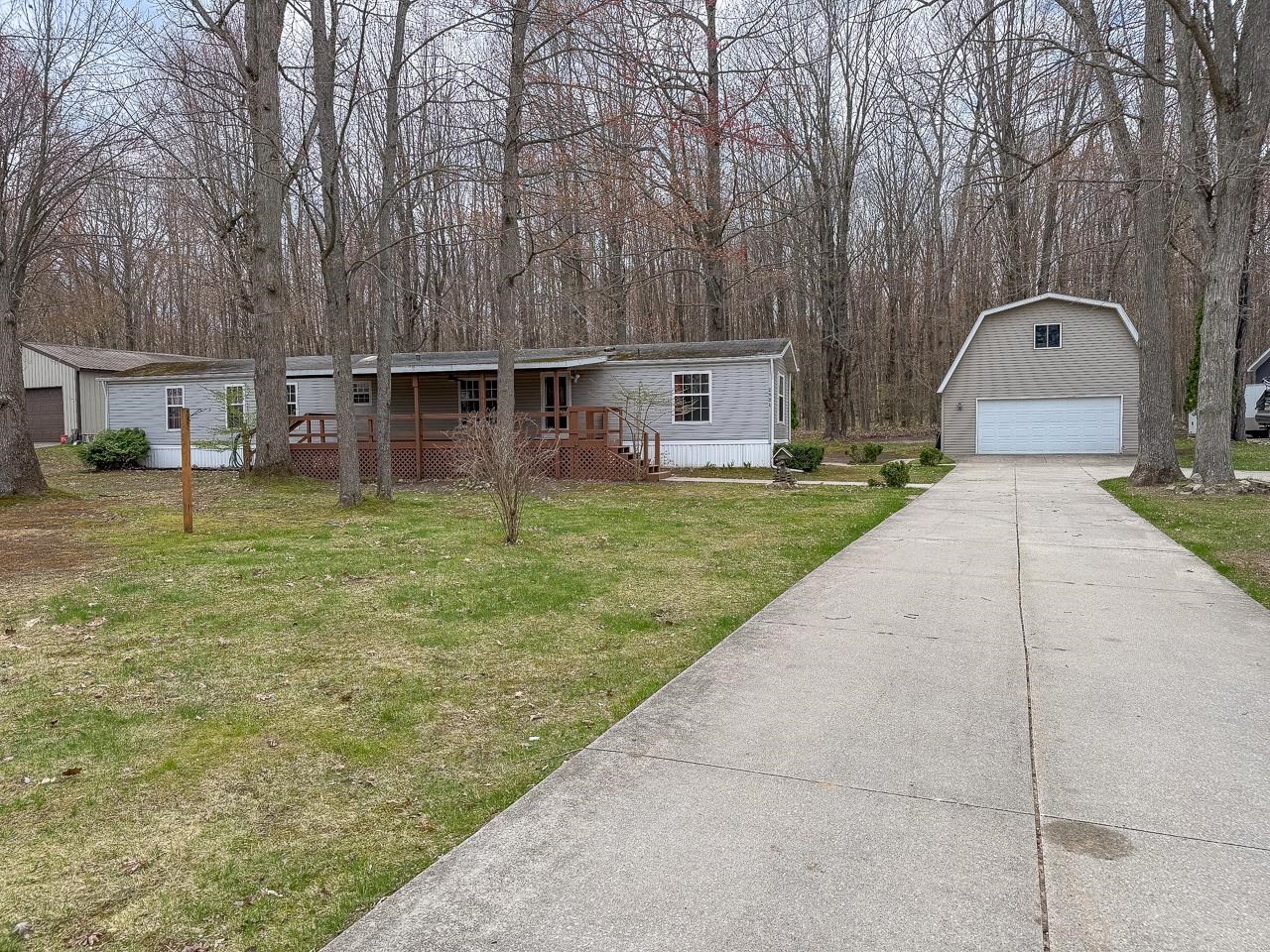 2531 Cherry Grove Avenue Property Photo 1