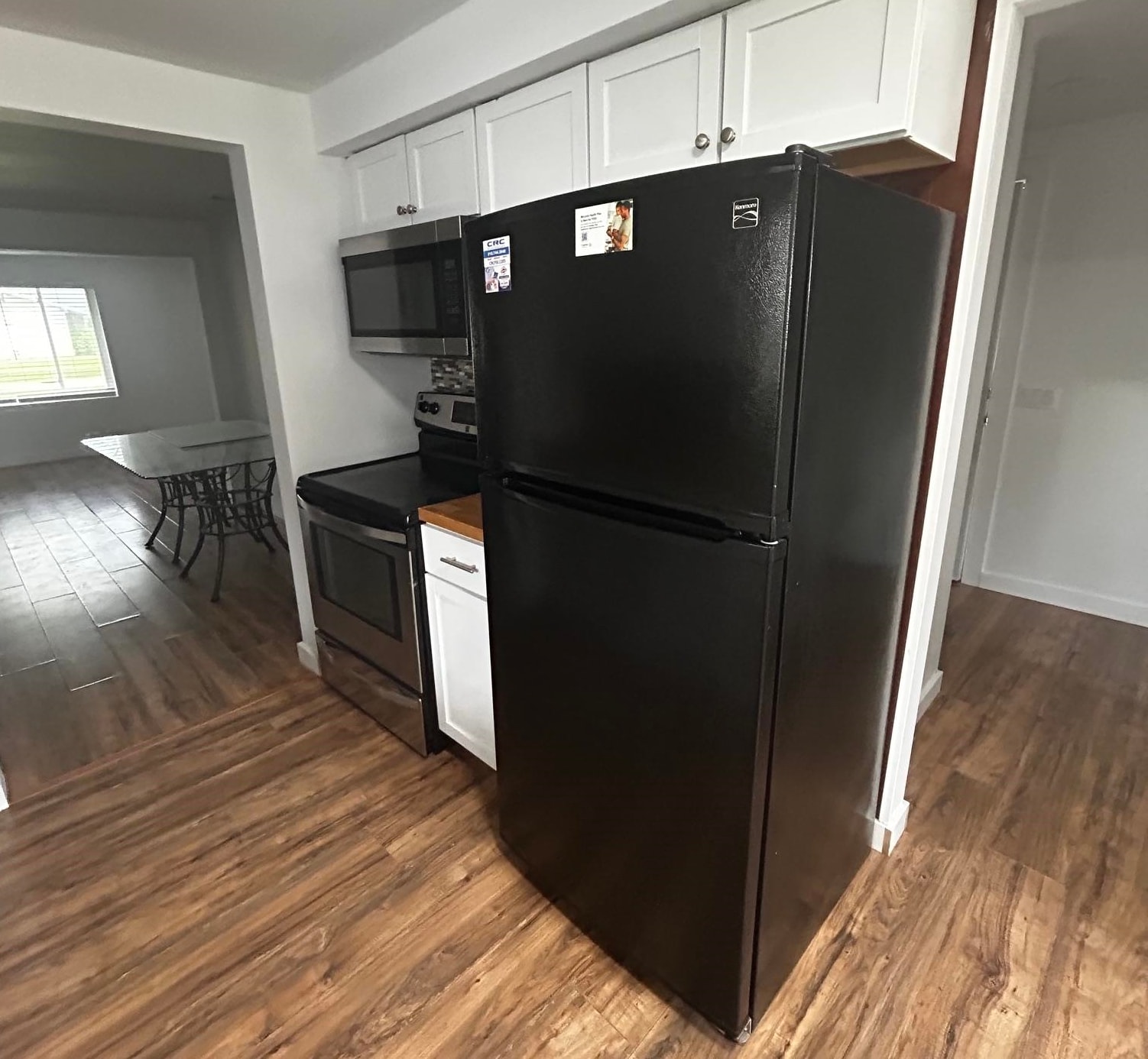 408 Glidden Road Property Photo 6