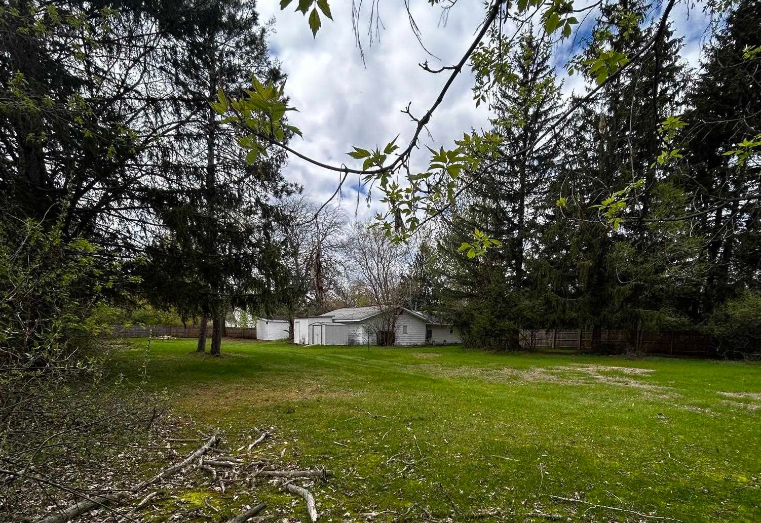 408 Glidden Road Property Photo 25