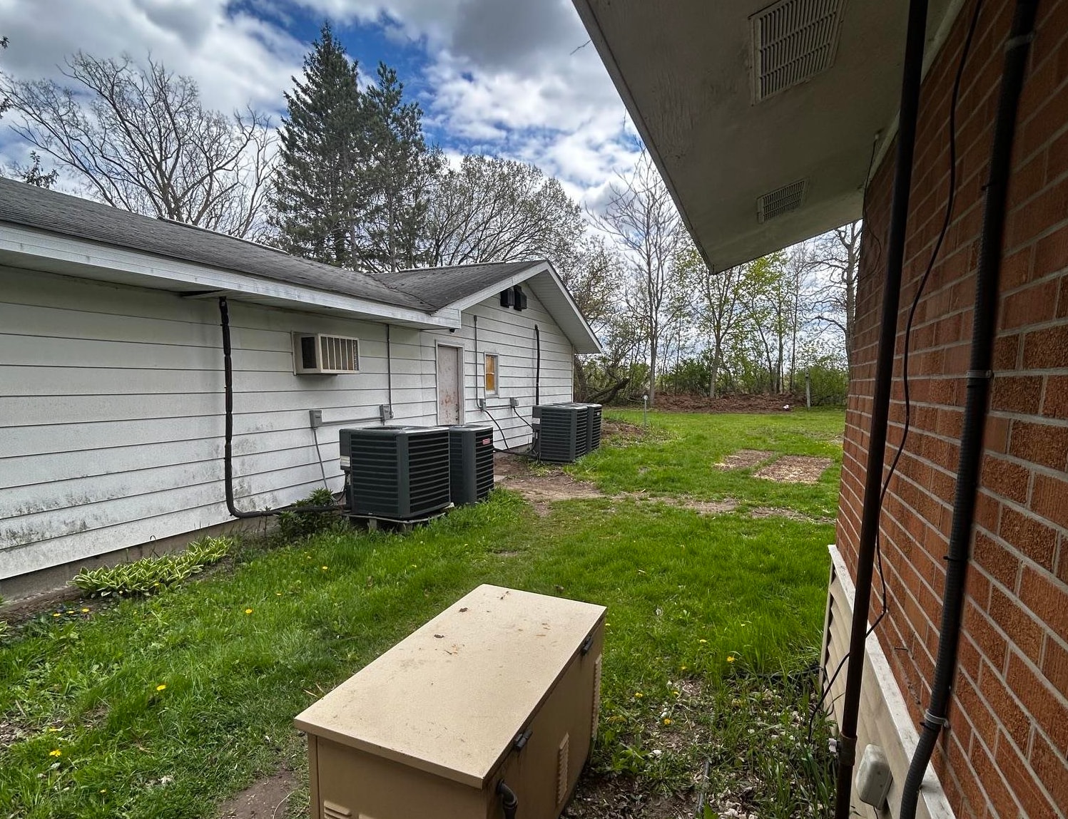408 Glidden Road Property Photo 26
