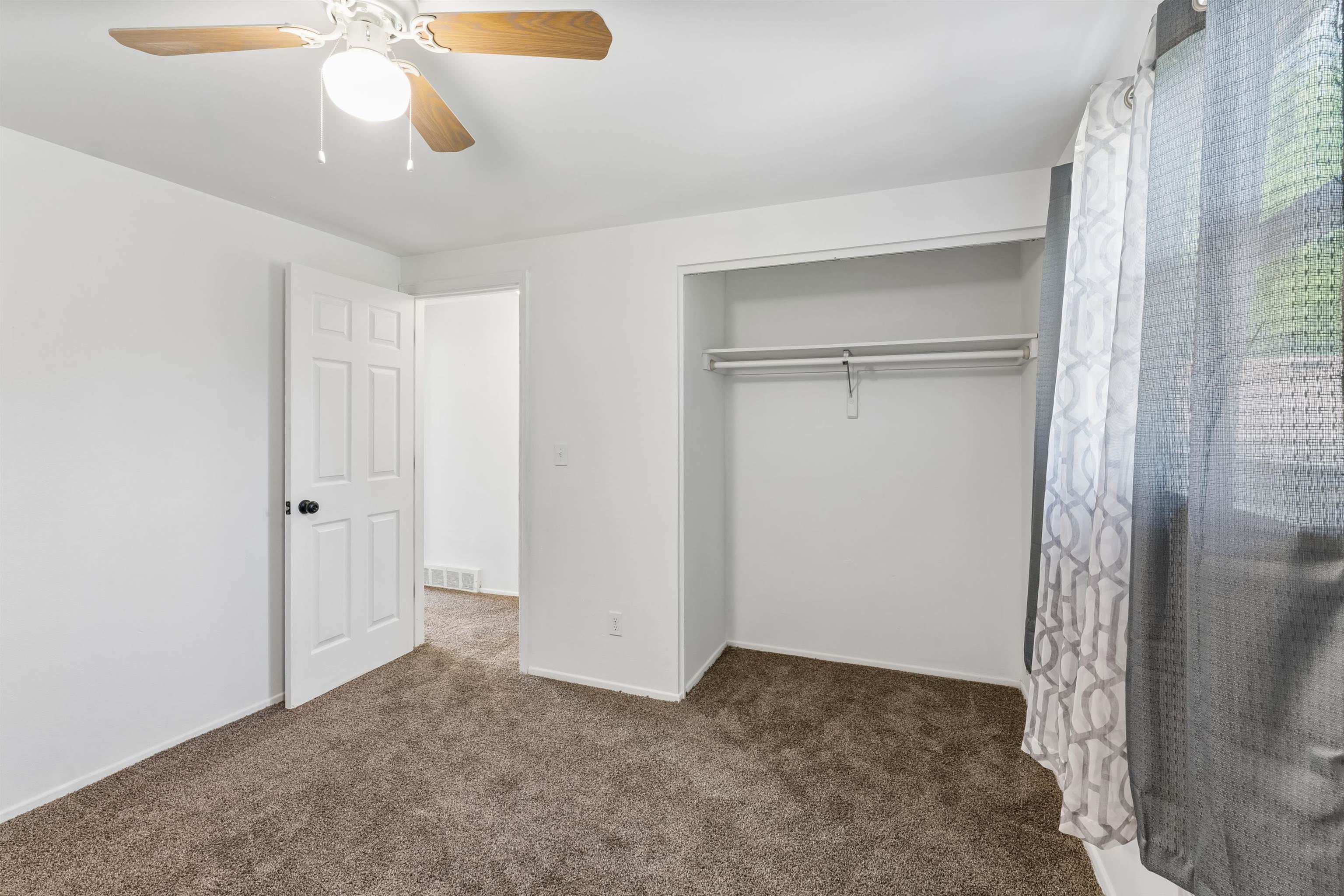 6058 Meadowwood Lane Property Photo 19