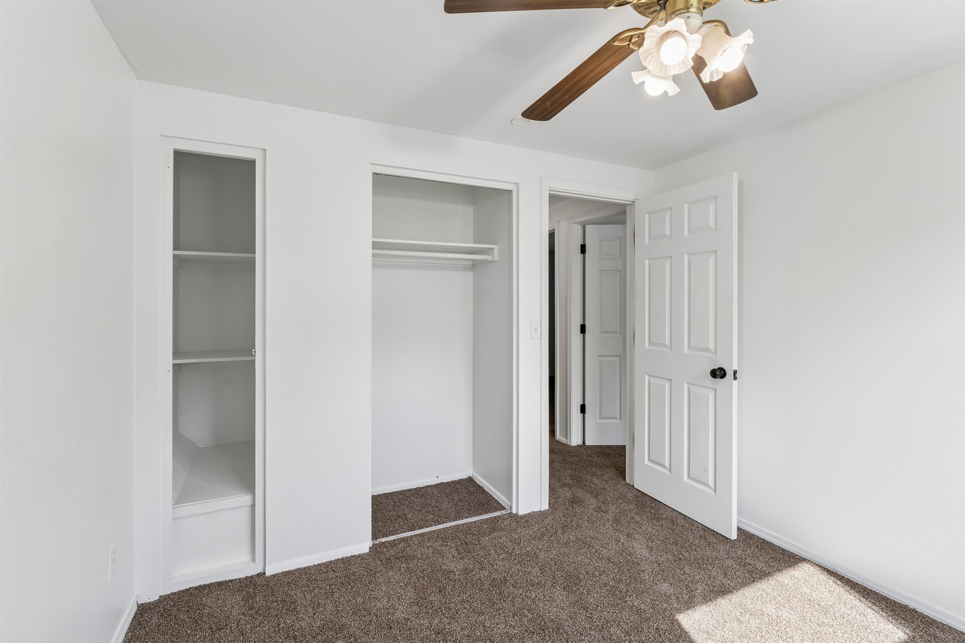 6058 Meadowwood Lane Property Photo 23