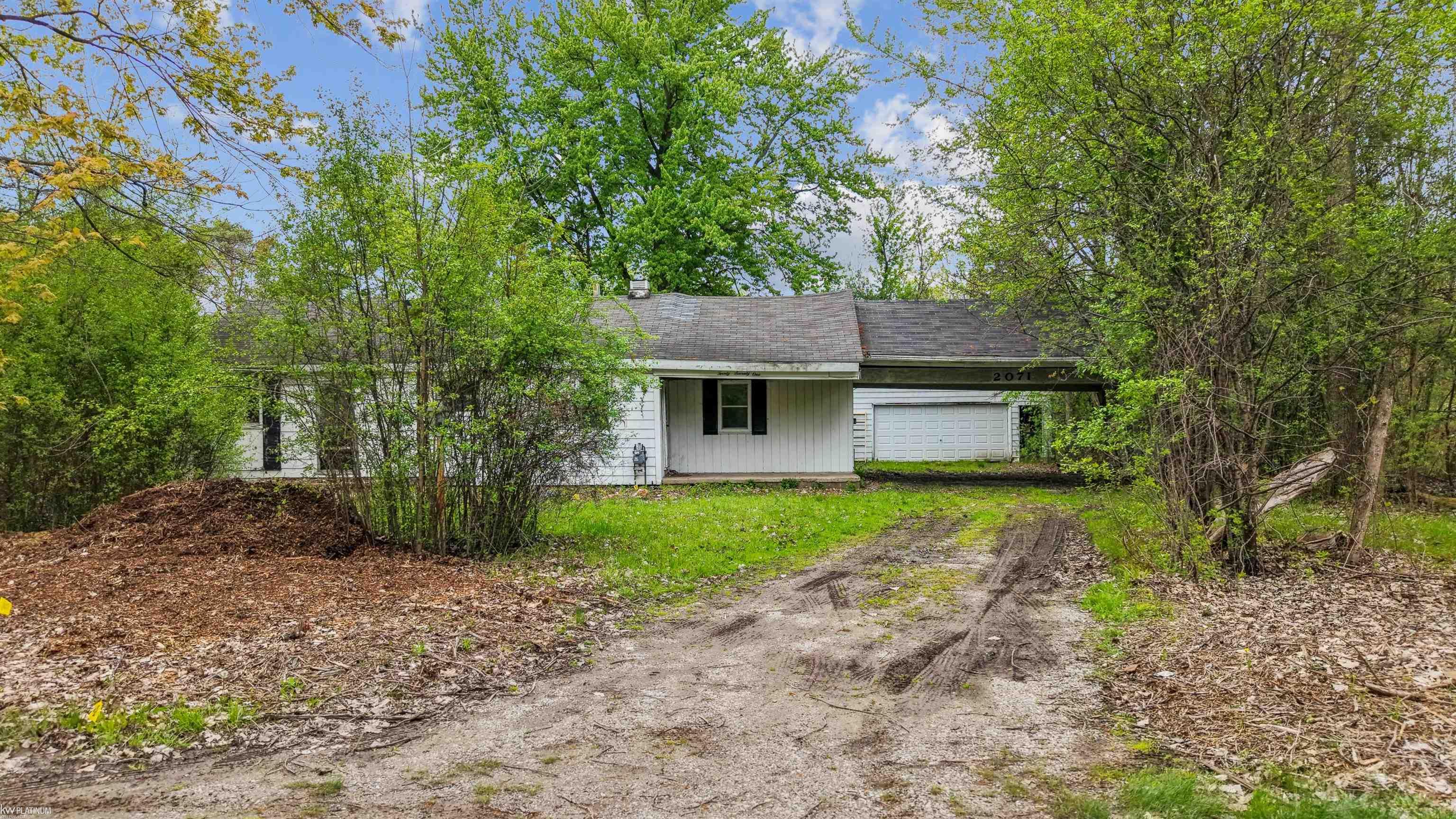 2071 Beyer Lane Property Photo 1