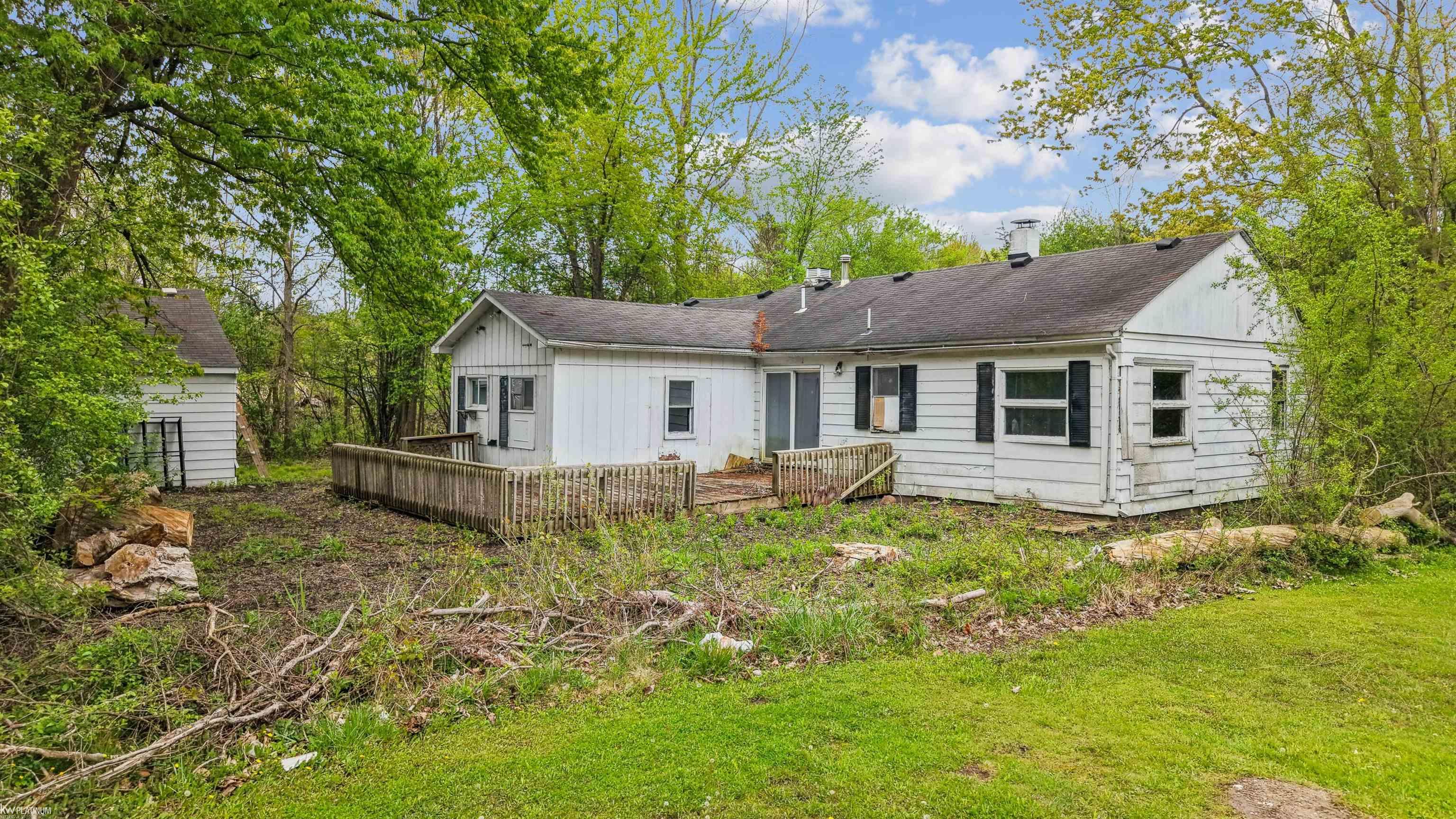 2071 Beyer Lane Property Photo 2