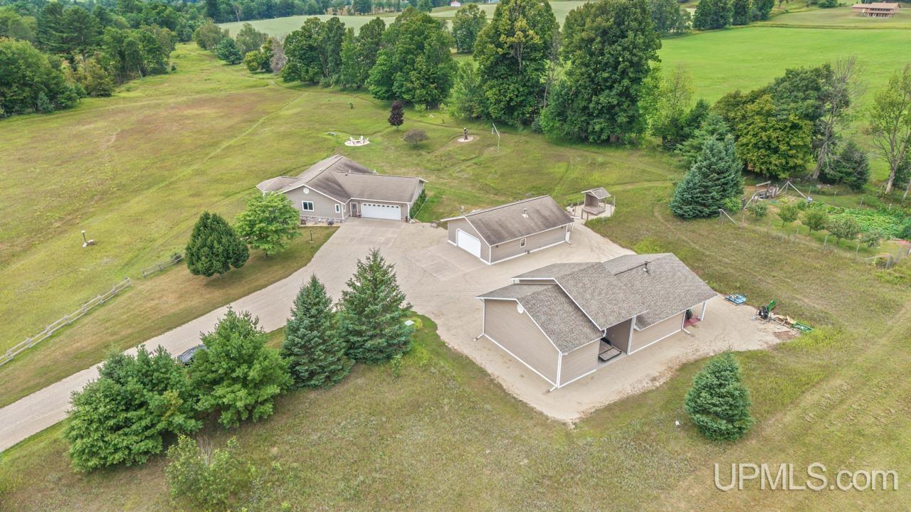 N2069 Stone Cliff Drive Property Photo 40