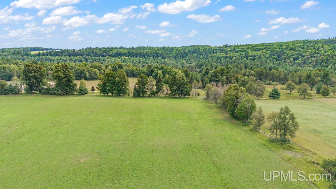 N2069 Stone Cliff Drive Property Photo 41