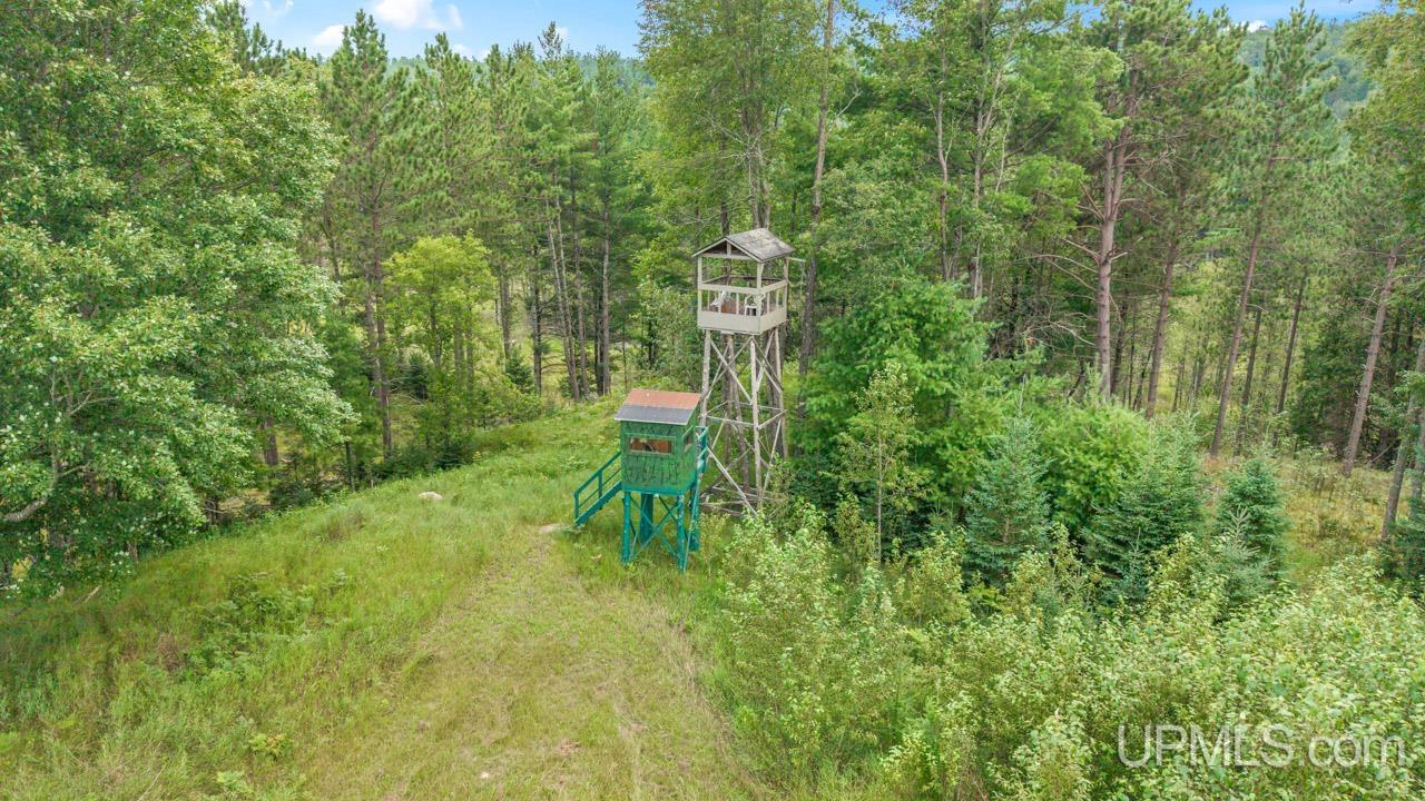 N2069 Stone Cliff Drive Property Photo 43