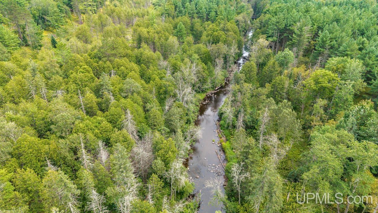 N2069 Stone Cliff Drive Property Photo 48
