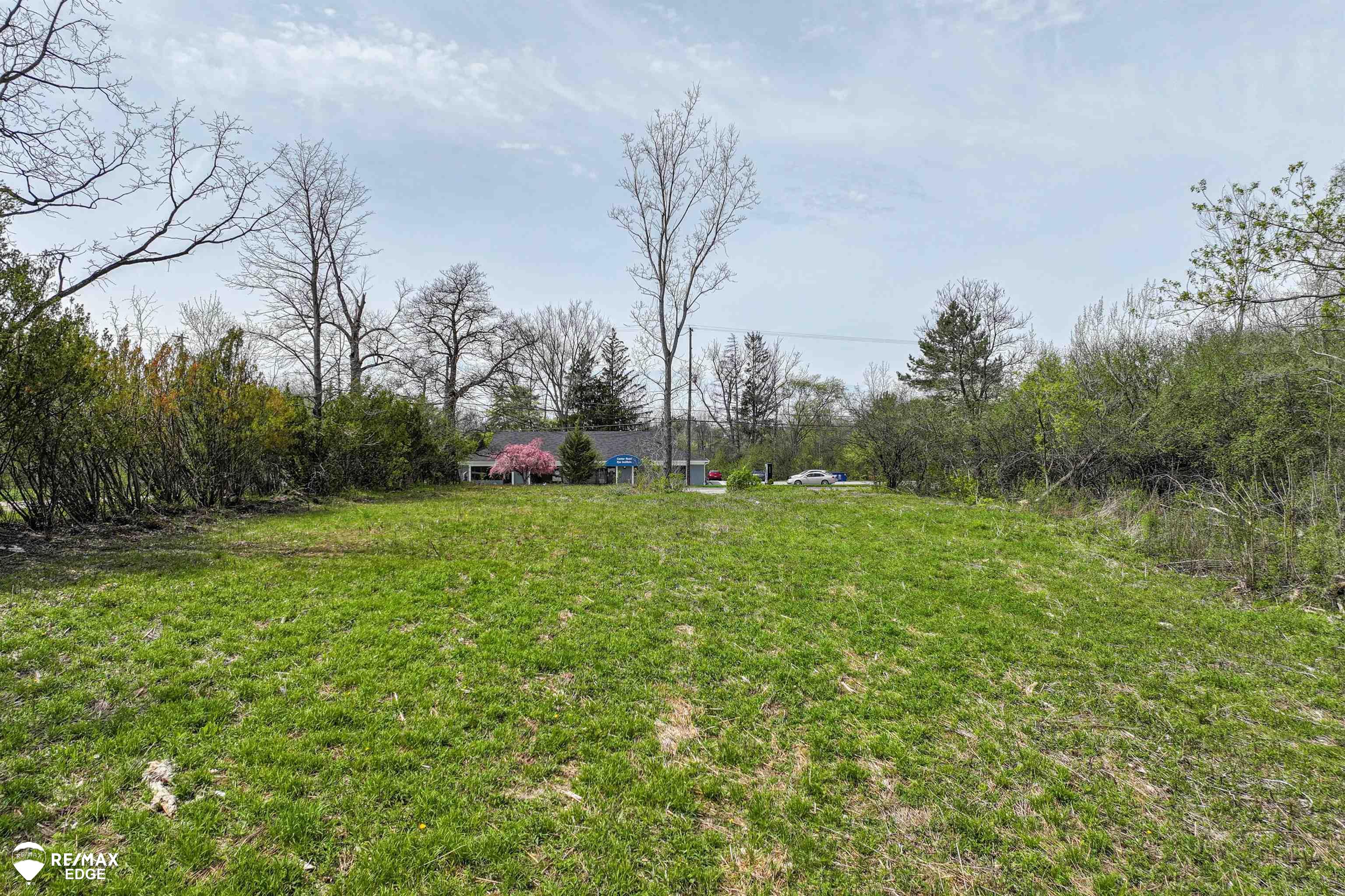 3353 S Center Road